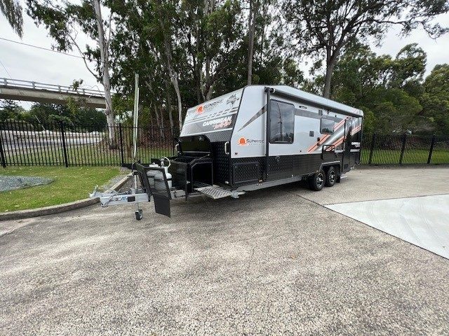 2025 Sunrise Carribean 23ft Rear Club Lounge With Centre Shower / Toilet