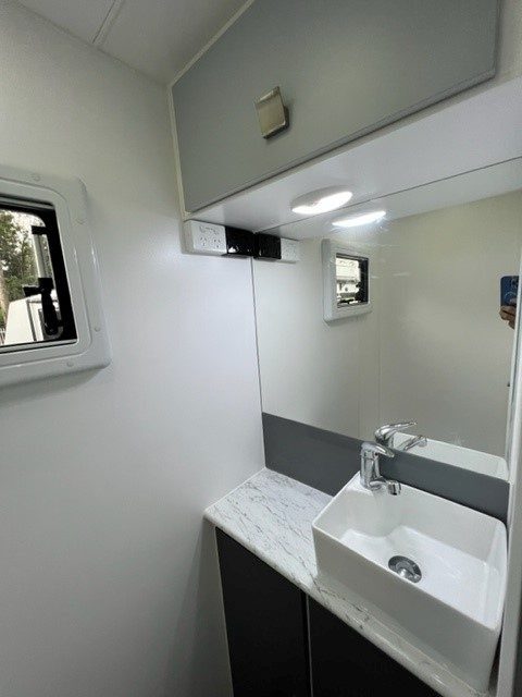 2025 Sunrise Carribean 23ft Rear Club Lounge With Centre Shower / Toilet