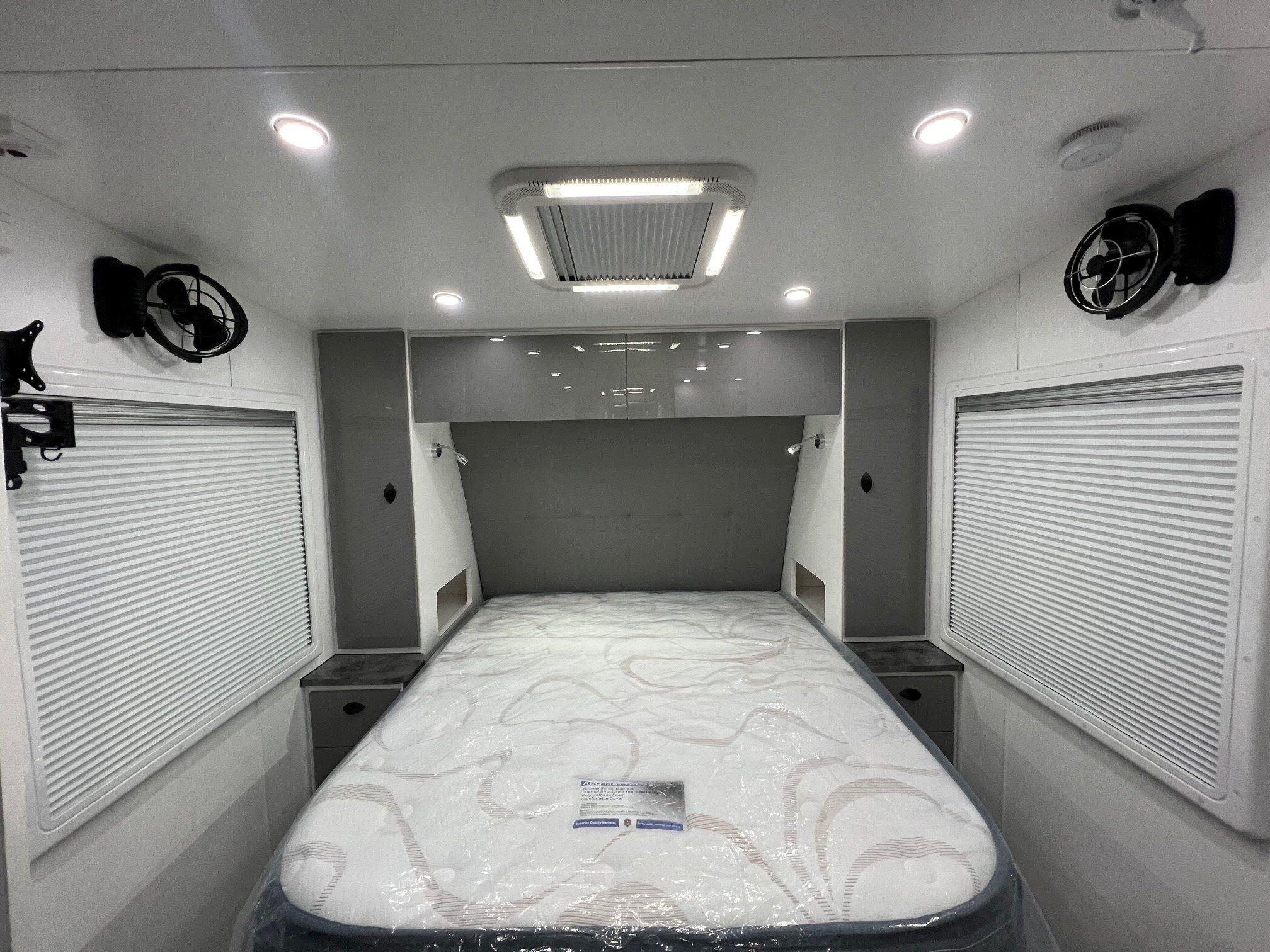 2024 Sunset Family Haven 18ft6 Off-road Triple Bunk Caravan