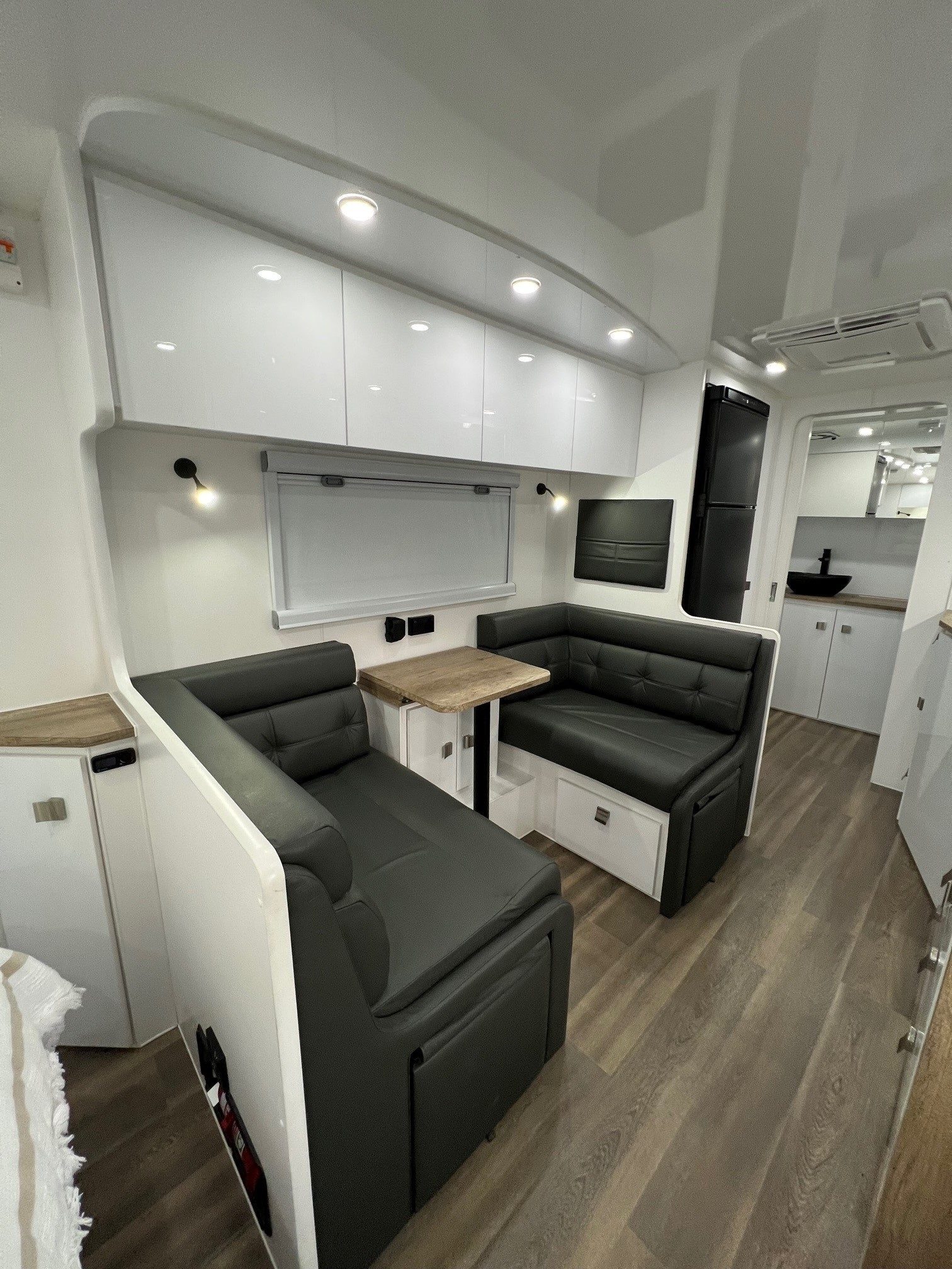 2025 21ft6 Sunrise Wild Warrior Off-Road Aluminum Framed Caravan