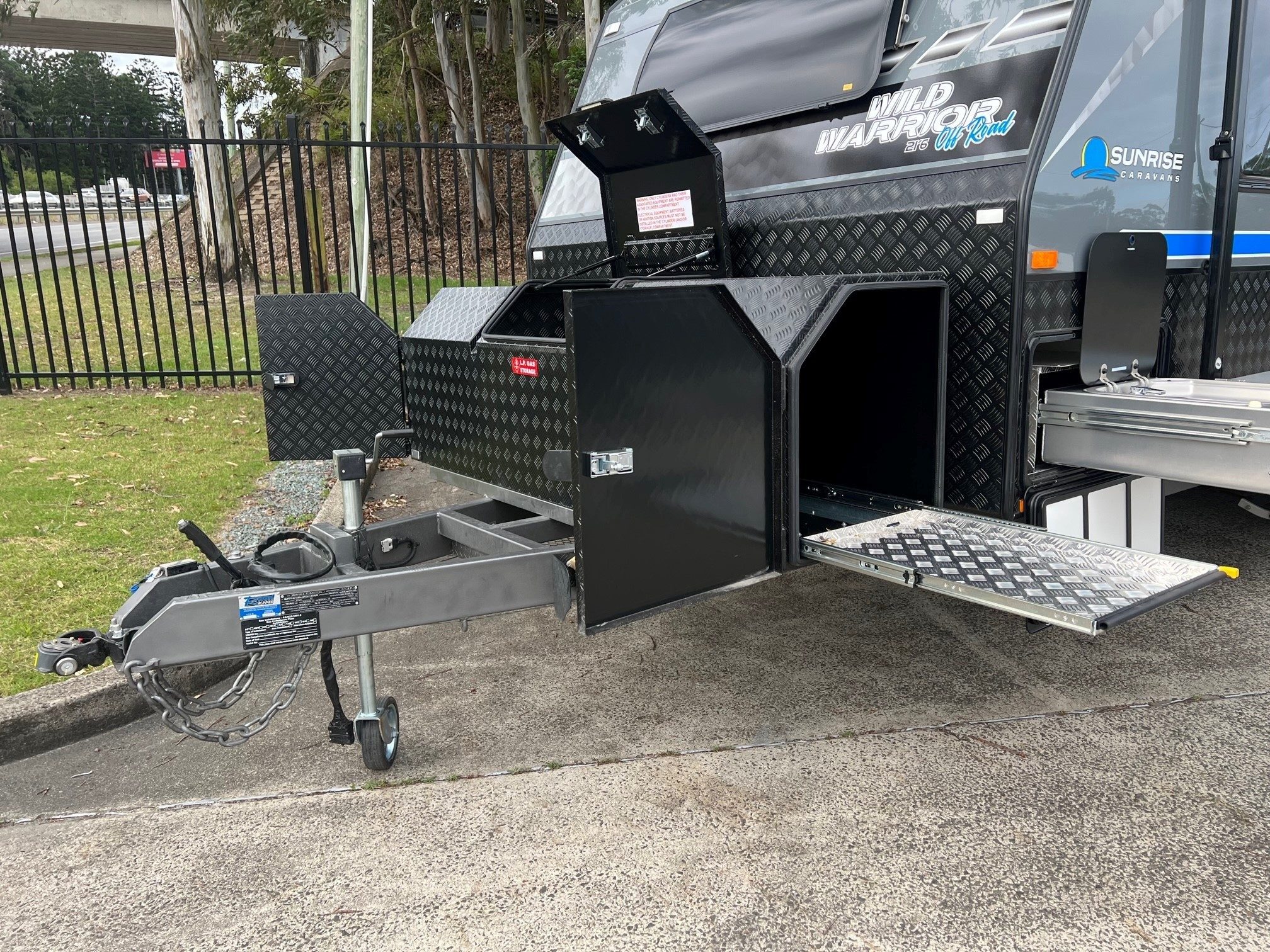 2025 21ft6 Sunrise Wild Warrior Off-Road Aluminum Framed Caravan