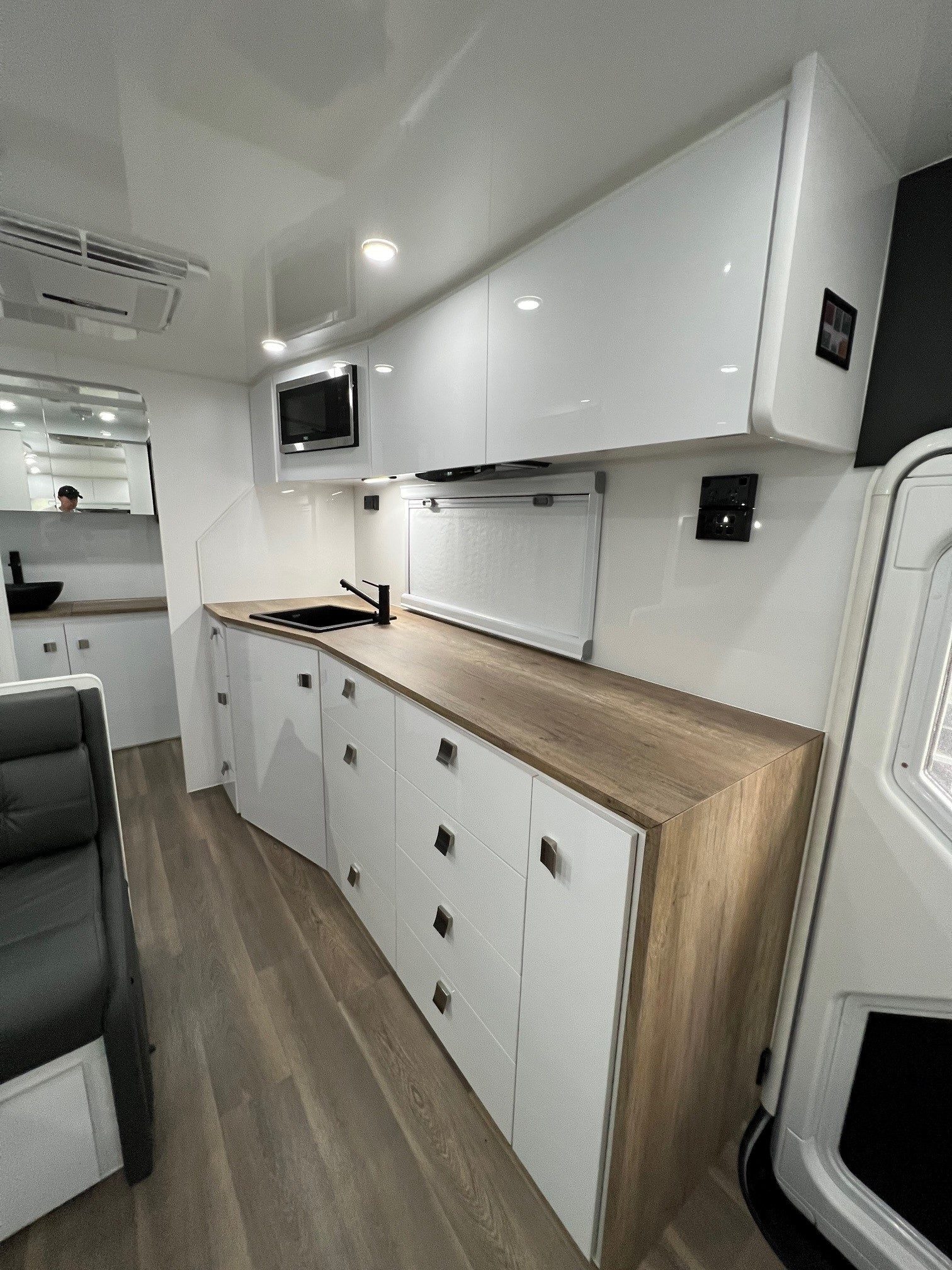 2025 21ft6 Sunrise Wild Warrior Off-Road Aluminum Framed Caravan