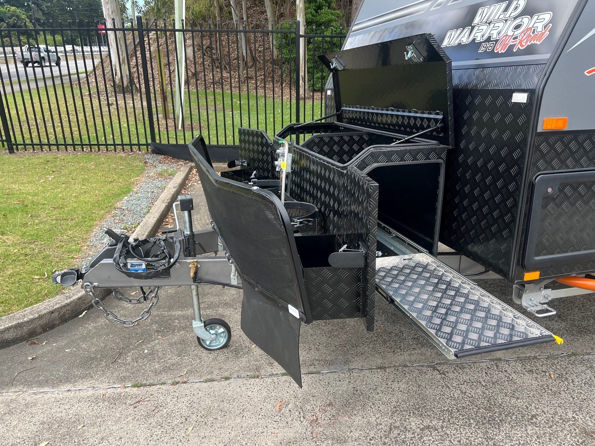 2025 19FT8 Aluminium Frame Sunrise Wild Warrior Offroad With Airbag Suspension And 48V System