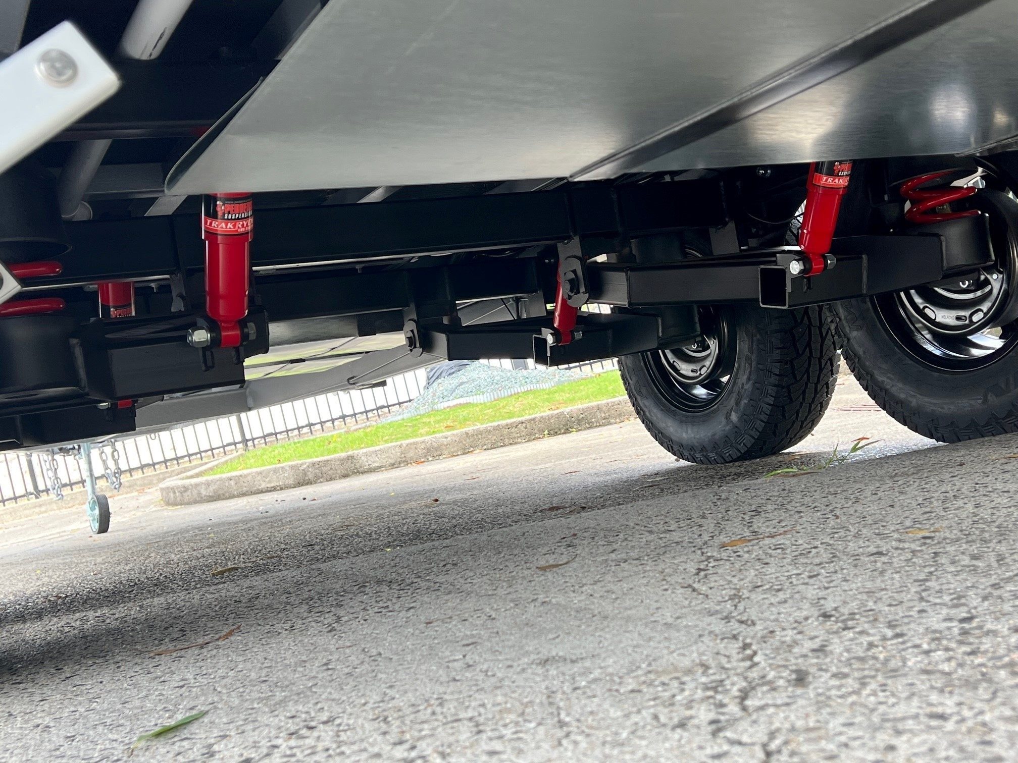 2024 Sunset Rodeo Semi Off-Road  21ft6 With Large Side Club Lounge