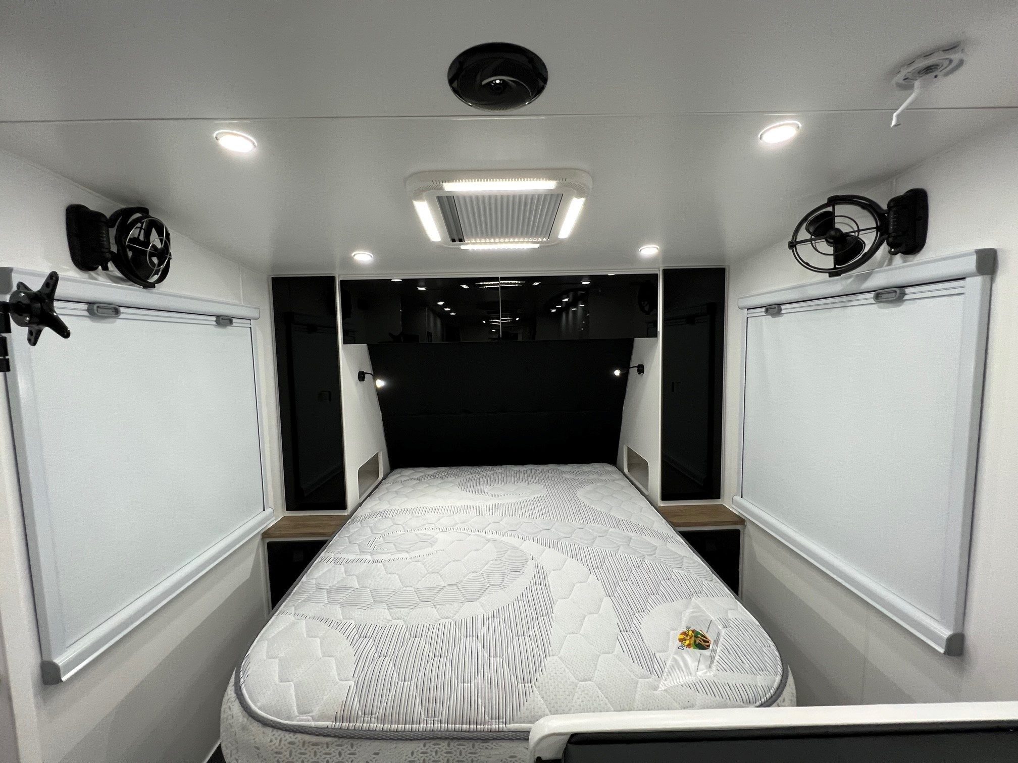 2022 21ft6 Sunrise Tropicana Built With Aluminum Frame And Honeycomb Floor