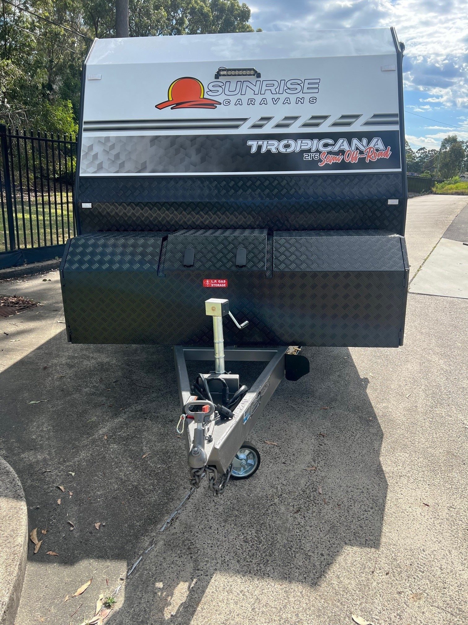 2022 21ft6 Sunrise Tropicana Built With Aluminum Frame And Honeycomb Floor