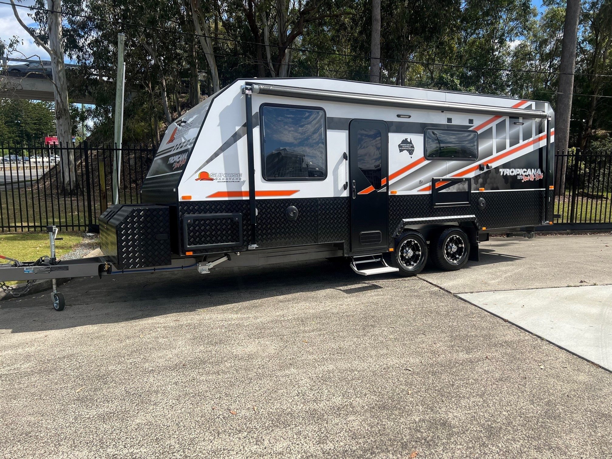 2022 21ft6 Sunrise Tropicana Built With Aluminum Frame And Honeycomb Floor