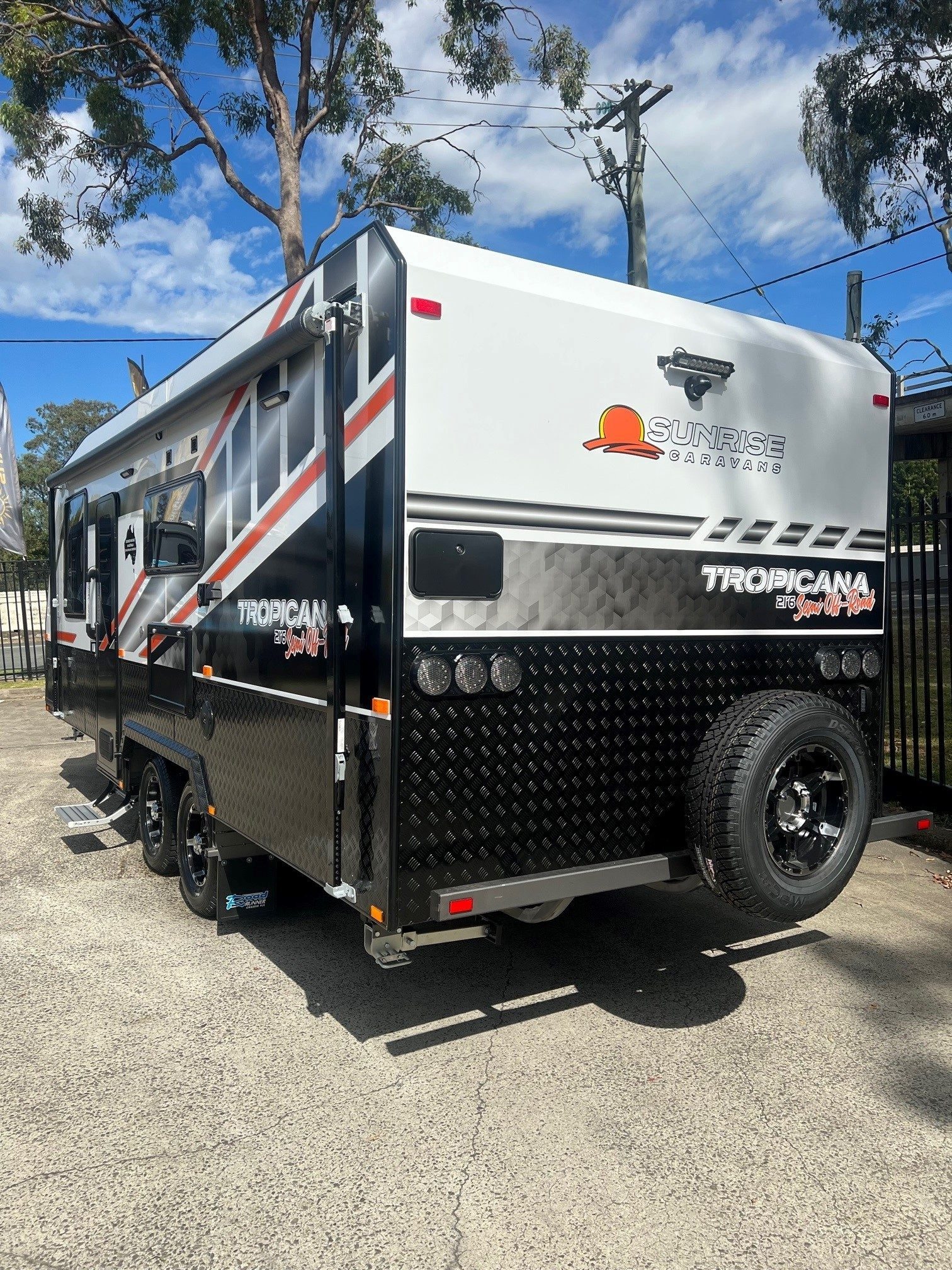 2022 21ft6 Sunrise Tropicana Built With Aluminum Frame And Honeycomb Floor