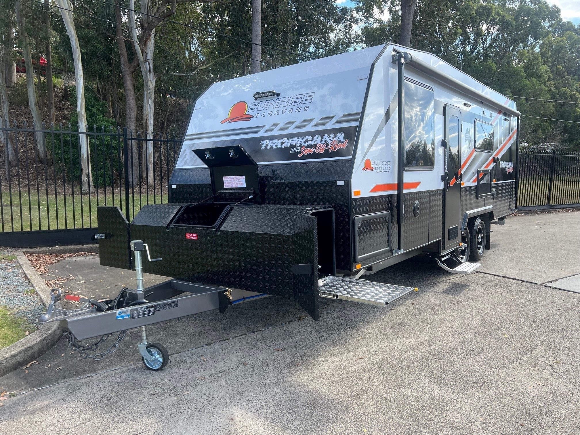 2022 21ft6 Sunrise Tropicana Built With Aluminum Frame And Honeycomb Floor