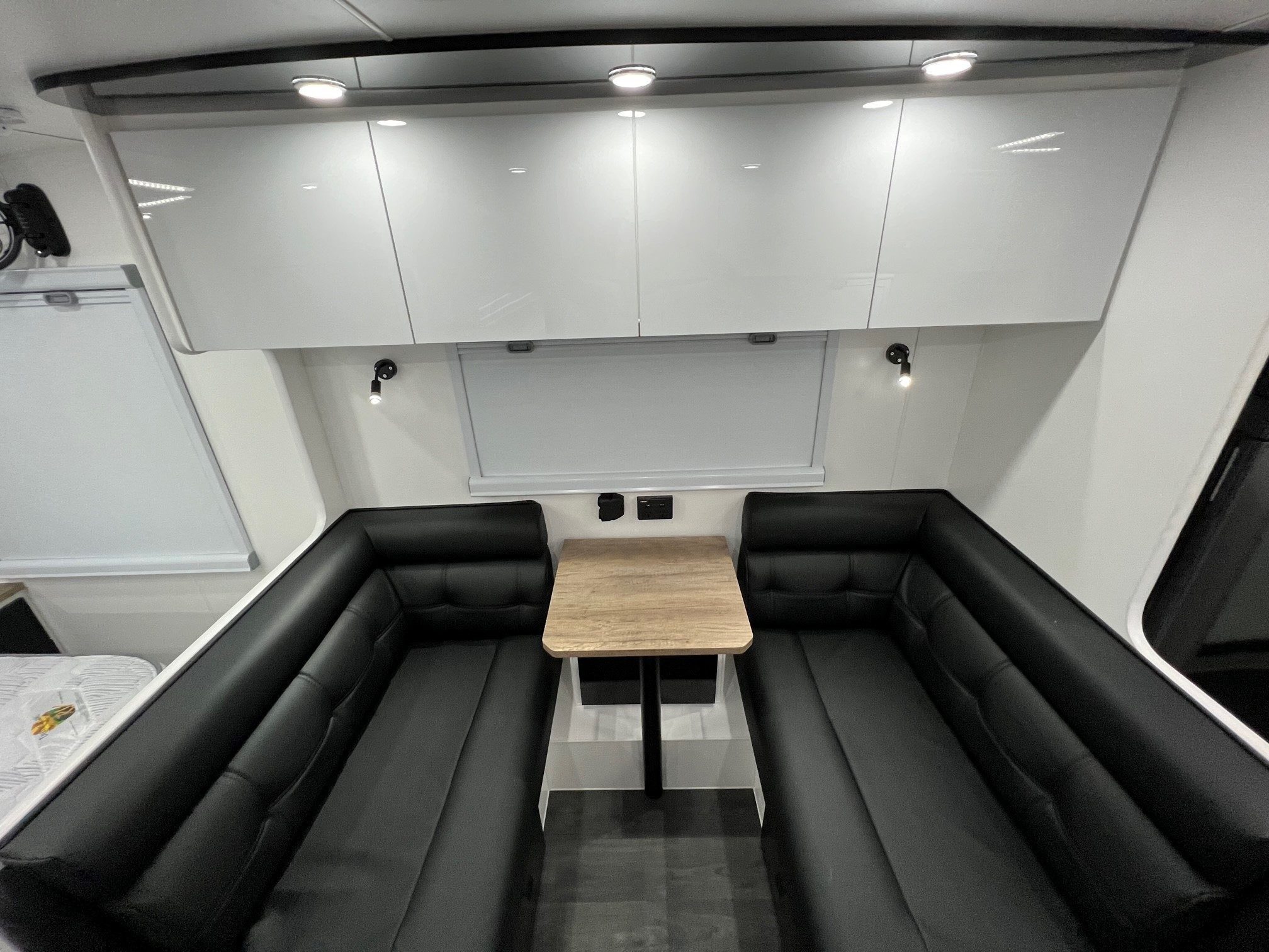 2022 21ft6 Sunrise Tropicana Built With Aluminum Frame And Honeycomb Floor