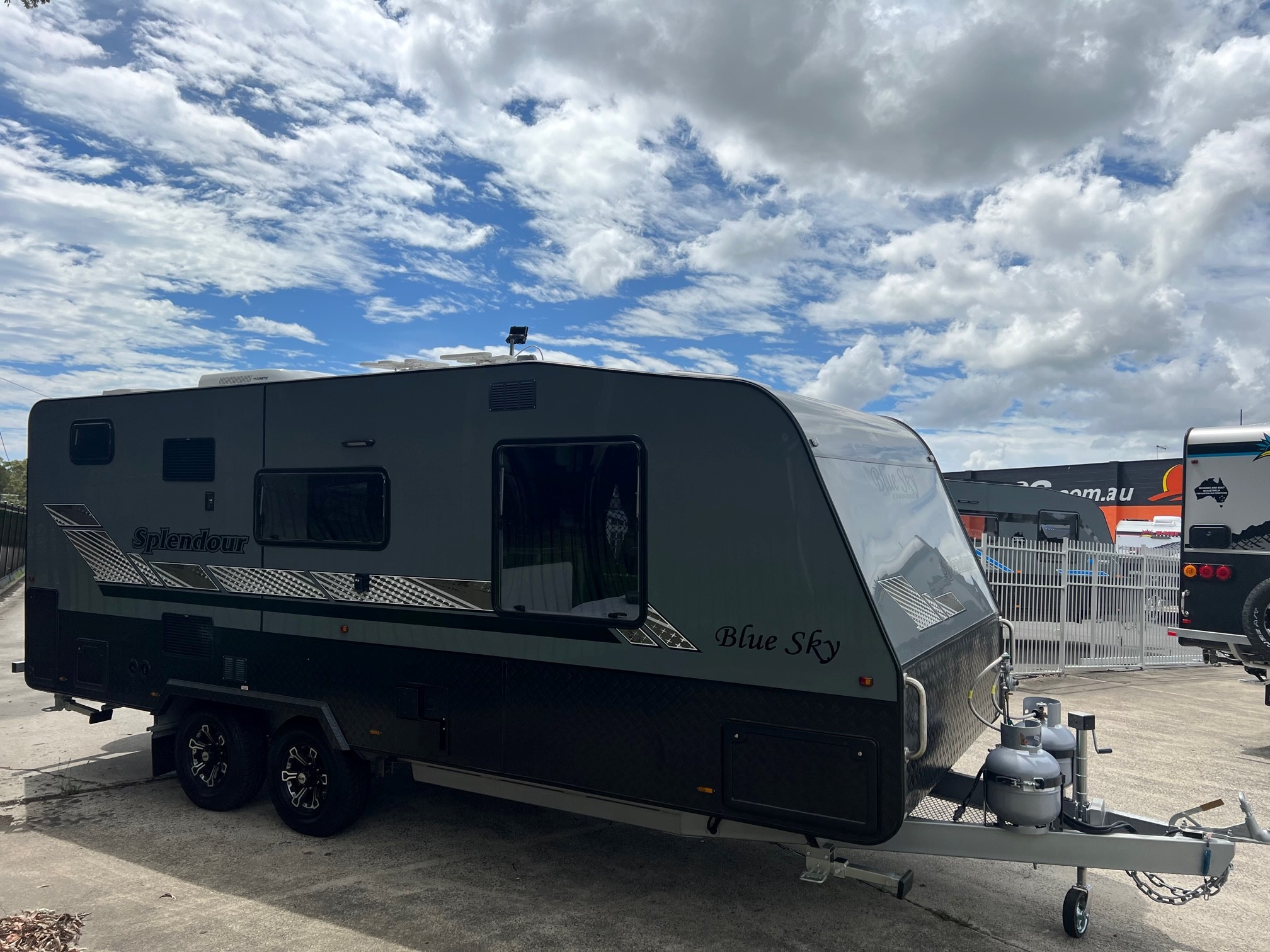 Blue Sky Splendour 21ft Angled kitchen