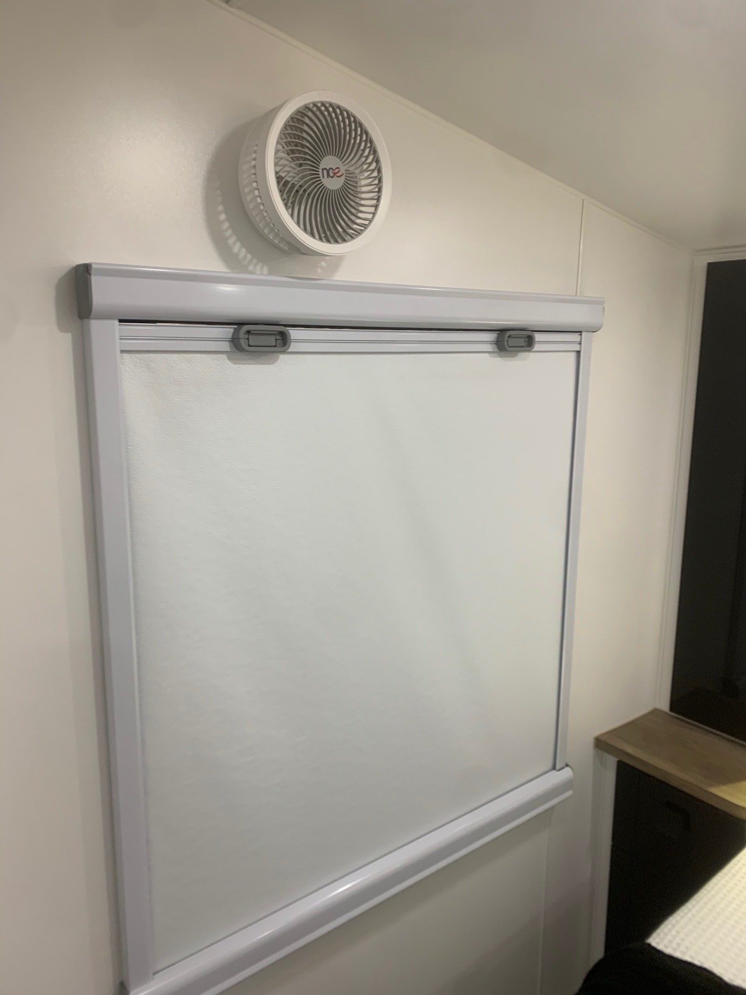 Sunrise Tropicana 22ft4 Luxurious Off-Roader With 400Amp Lithium Batteries