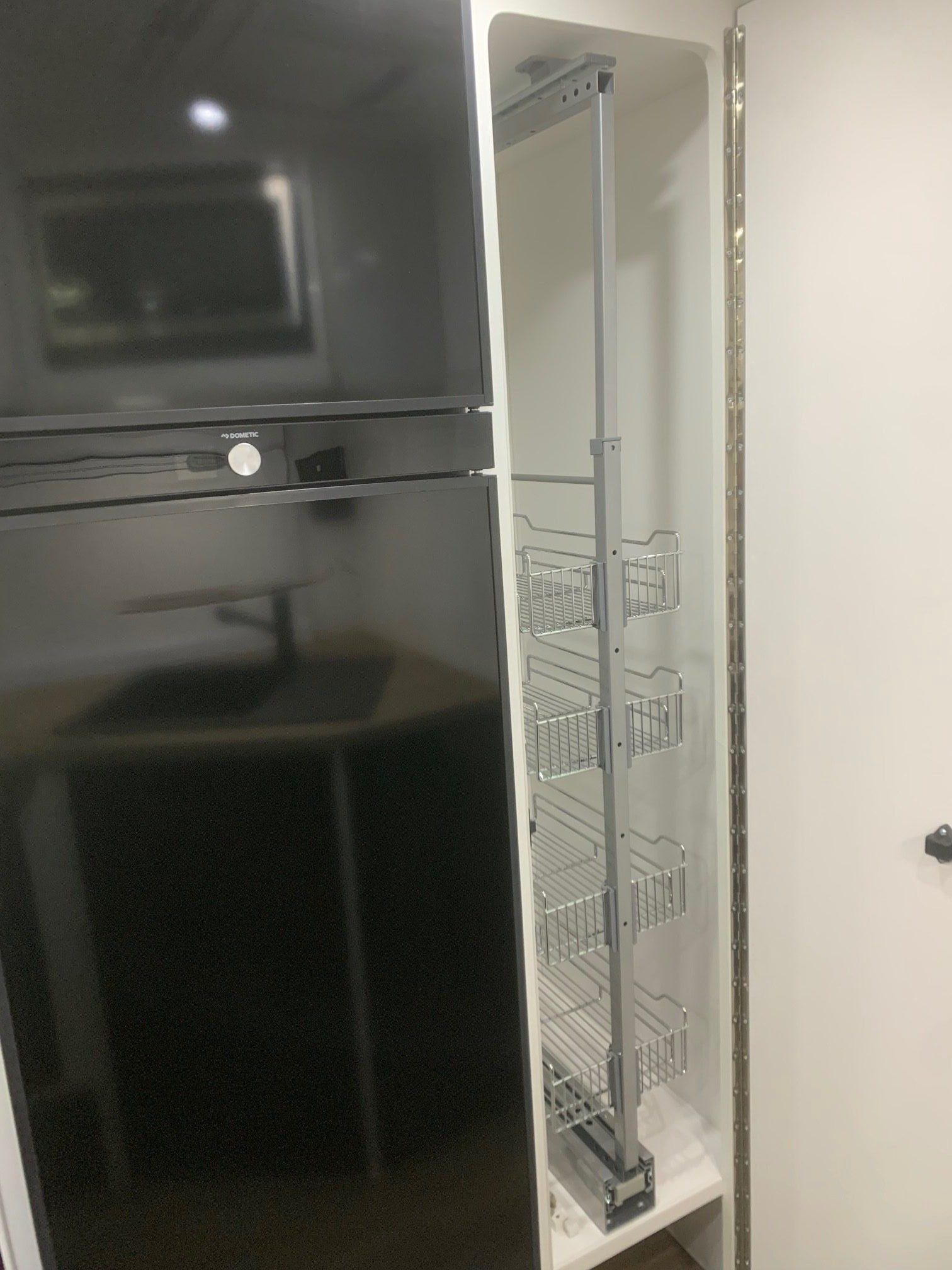 Sunrise Tropicana 22ft4 Luxurious Off-Roader With 400Amp Lithium Batteries