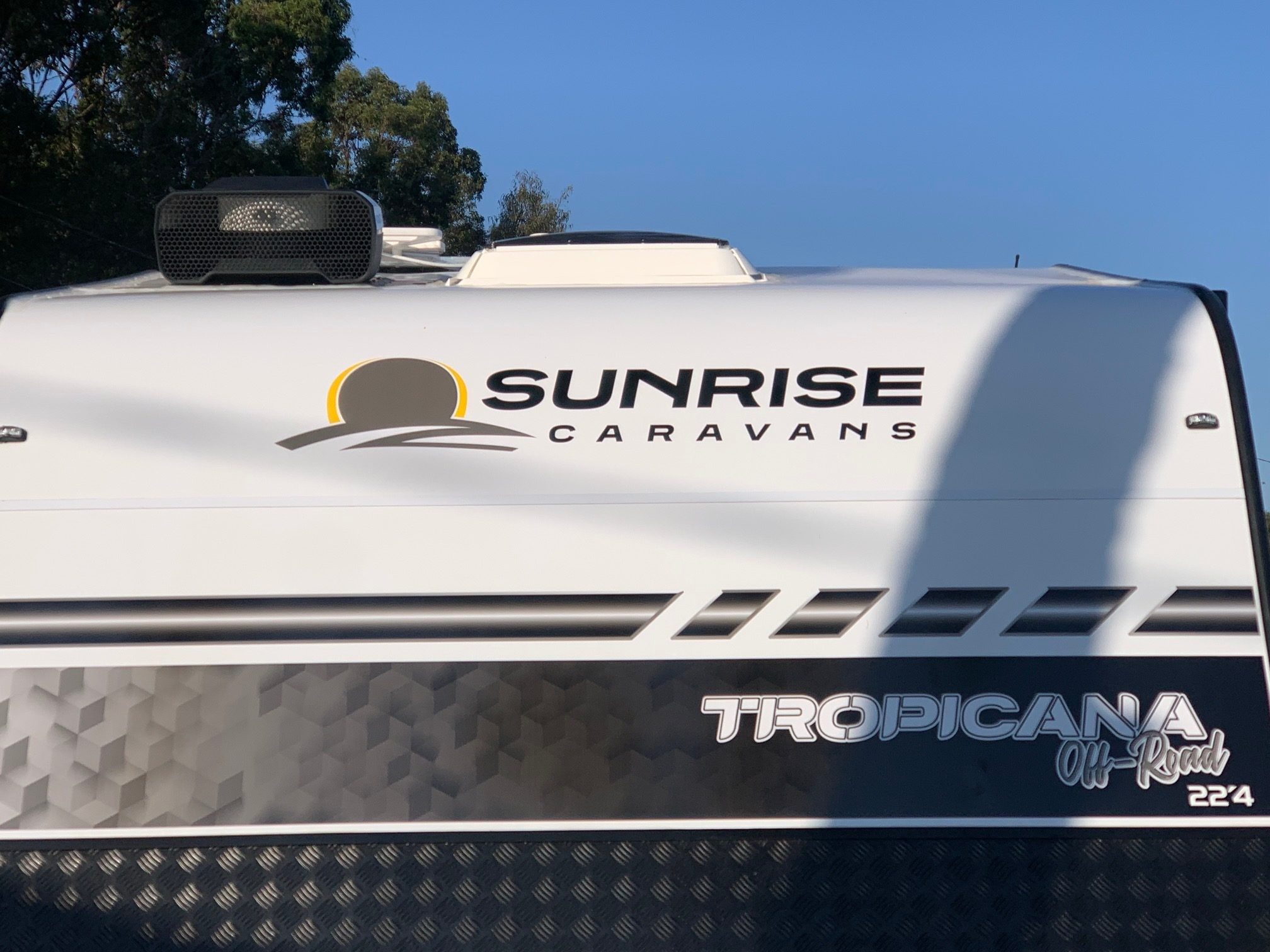 Sunrise Tropicana 22ft4 Luxurious Off-Roader With 400Amp Lithium Batteries