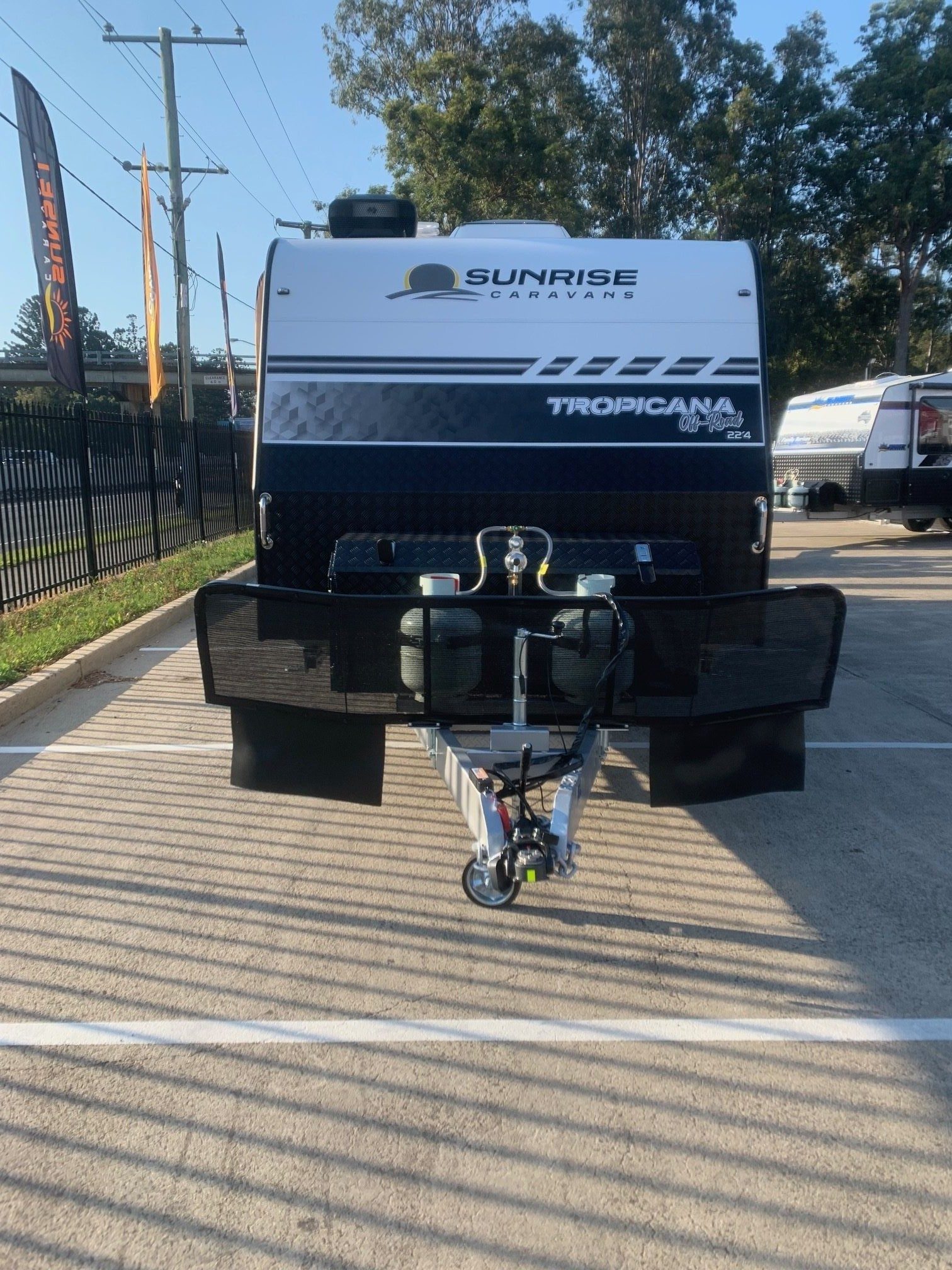 Sunrise Tropicana 22ft4 Luxurious Off-Roader With 400Amp Lithium Batteries