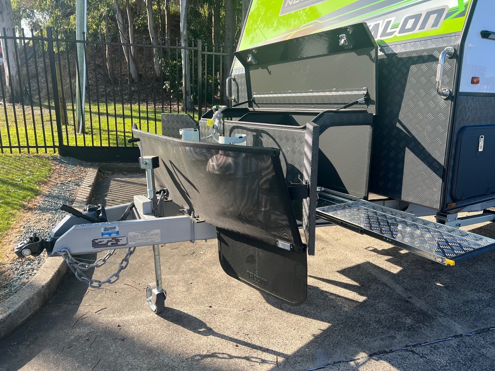 2022 New Design Caravan Avalon 20ft Off-Road With Flat Floor Caravan