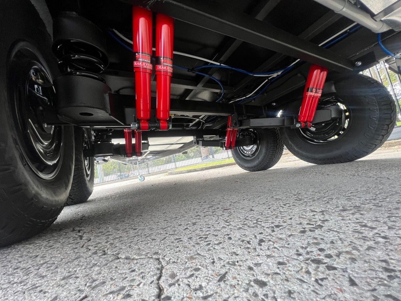 2022 Sunset Family Horizon 19ft8 Off-Road Triple Bunk Van New Model