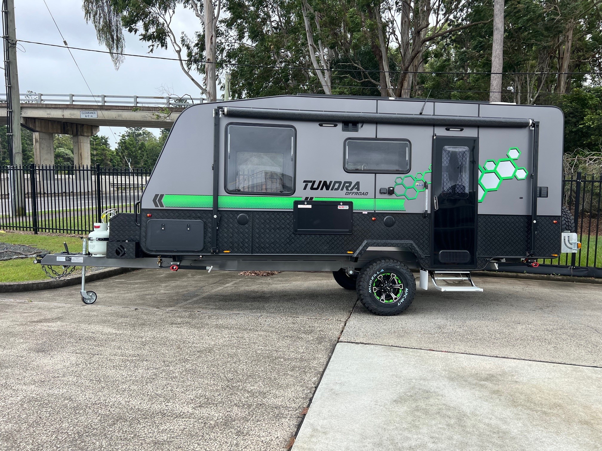 2024 Blue Sky Tundra 18ft6 Offroad  Couples Van