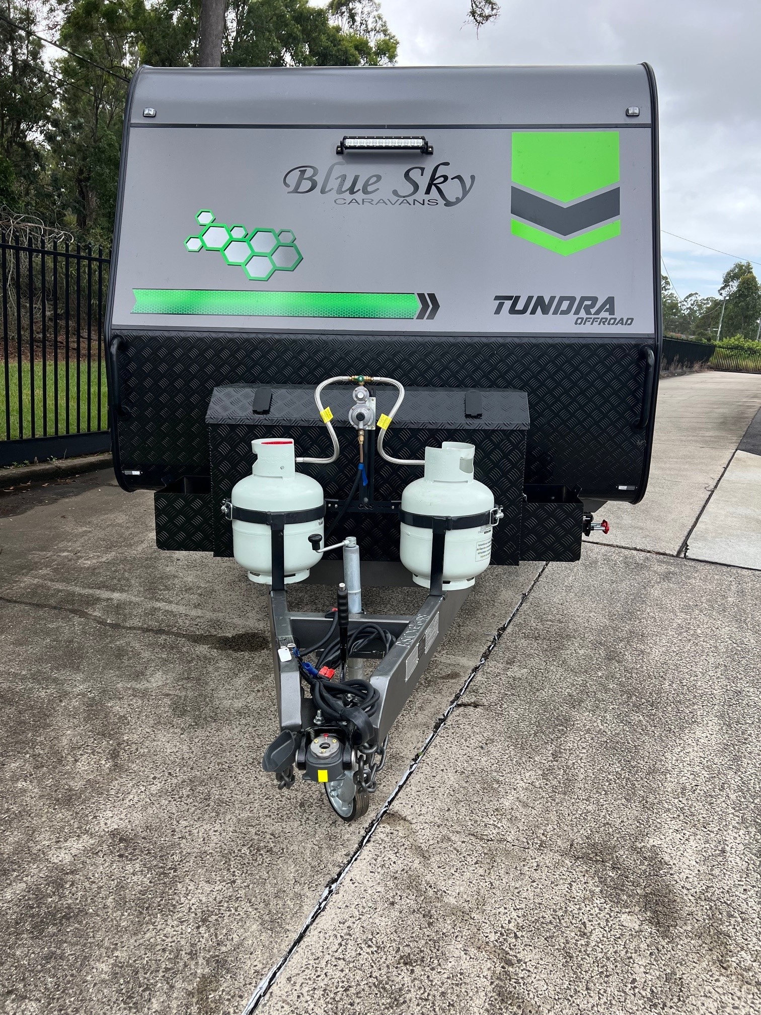 2024 Blue Sky Tundra 18ft6 Offroad  Couples Van