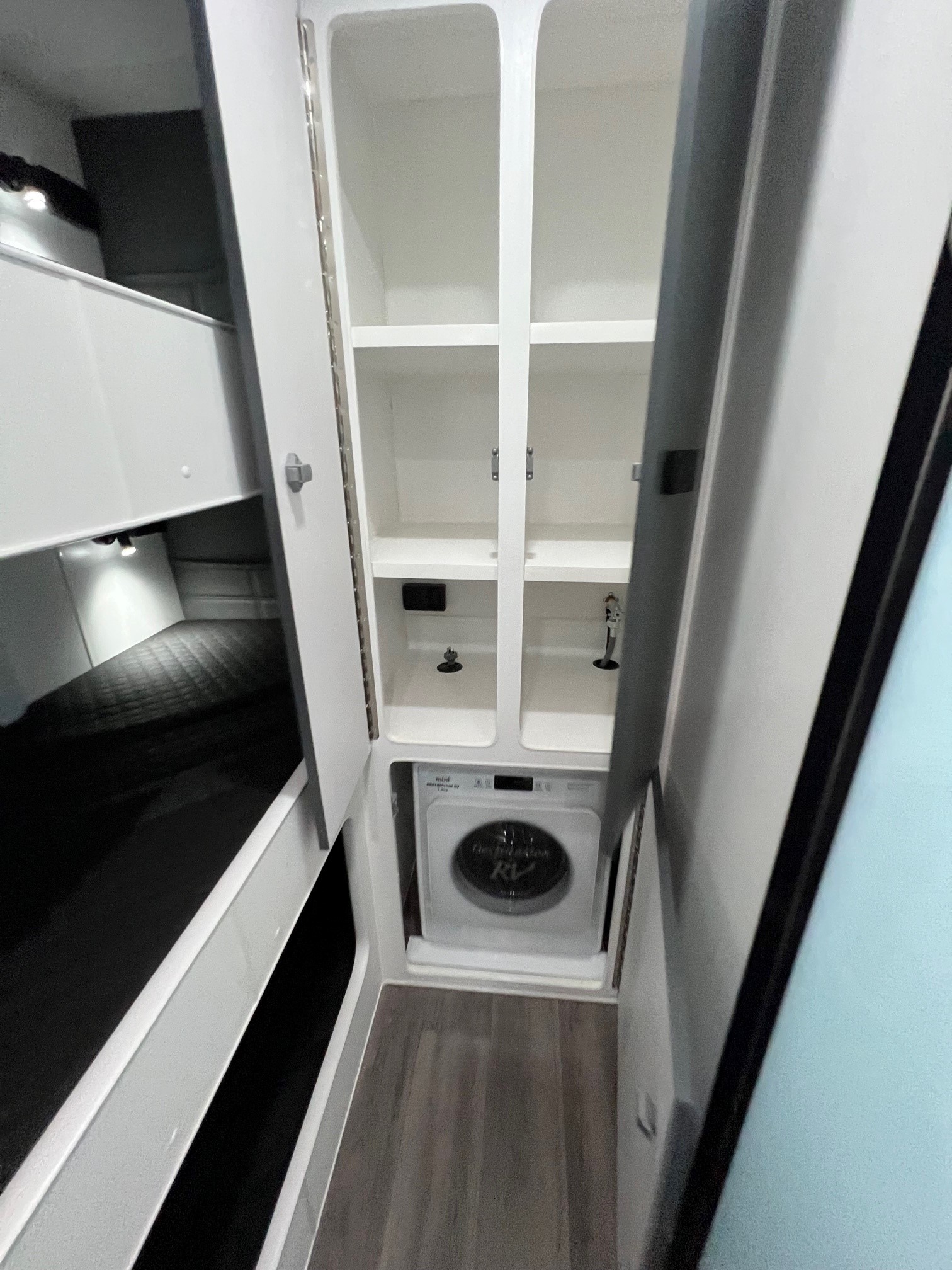 2024 New Design Family Trekker 21ft6 Triple Bunk Offroad