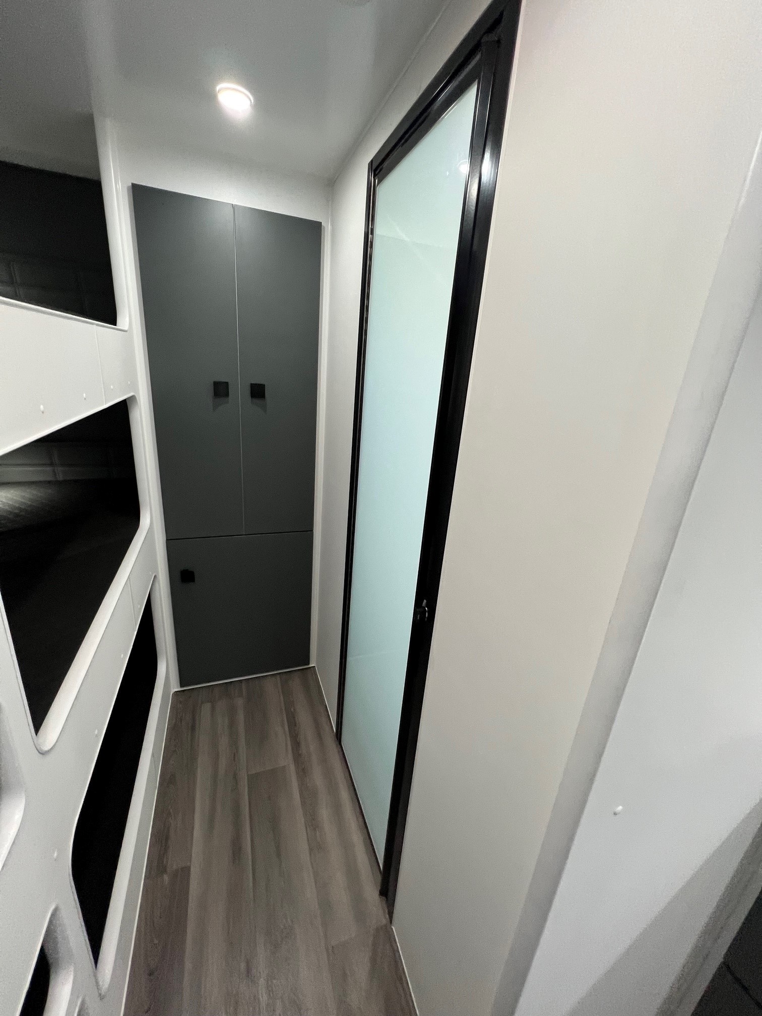 2024 New Design Family Trekker 21ft6 Triple Bunk Offroad