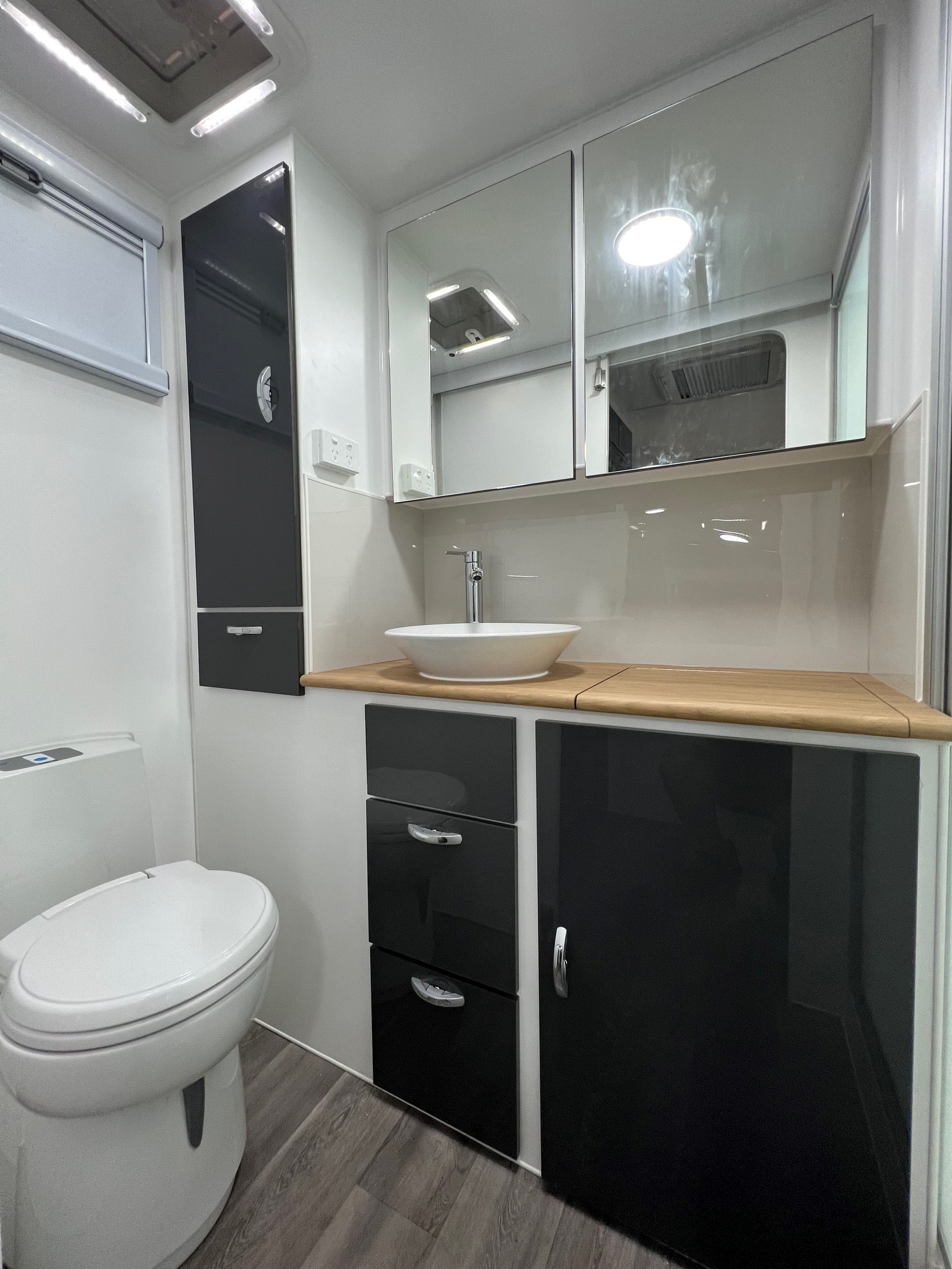 2022 Blue Sky Quartz Rear Door 20ft8 Caravan