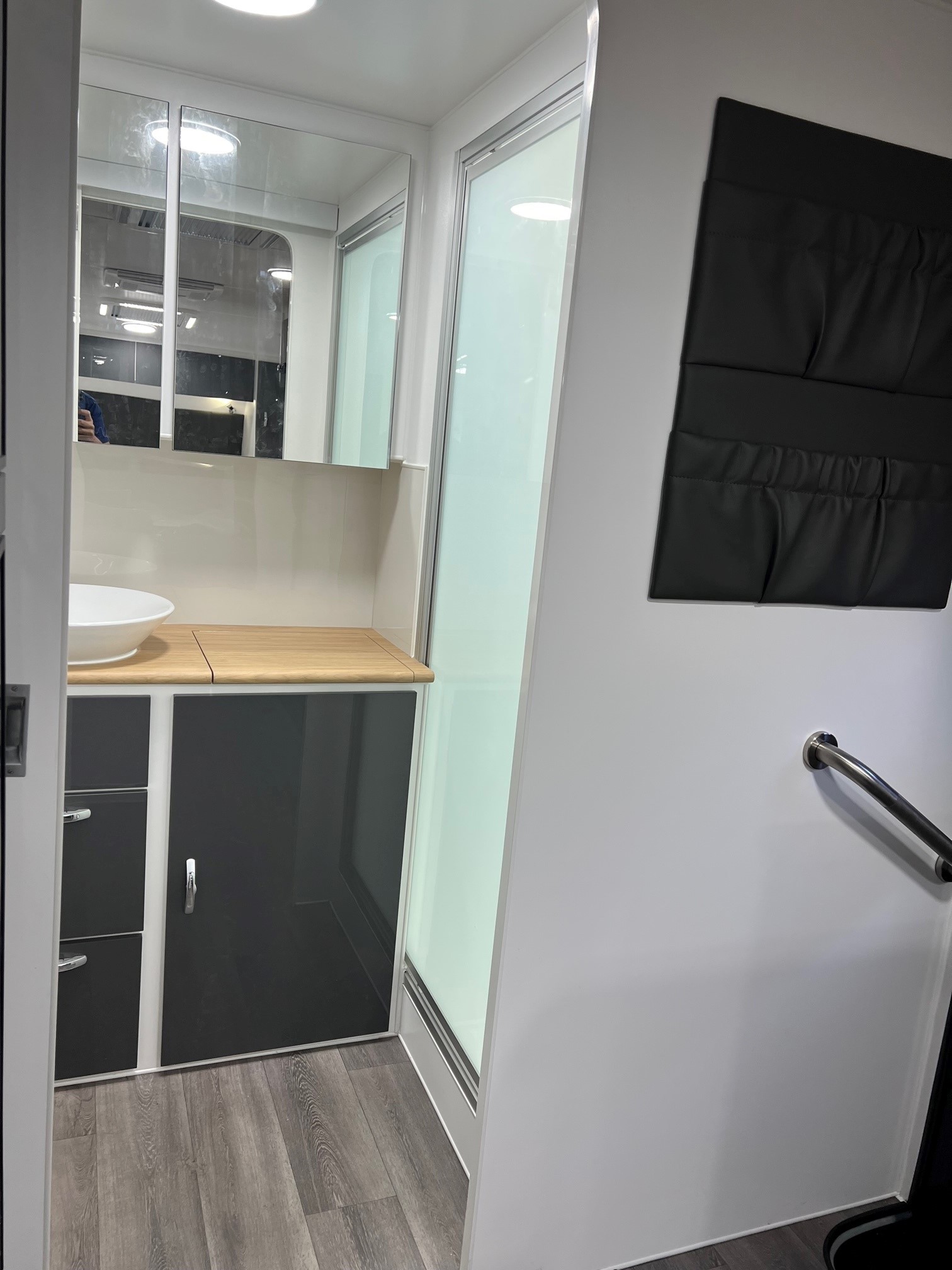 2022 Blue Sky Quartz Rear Door 20ft8 Caravan