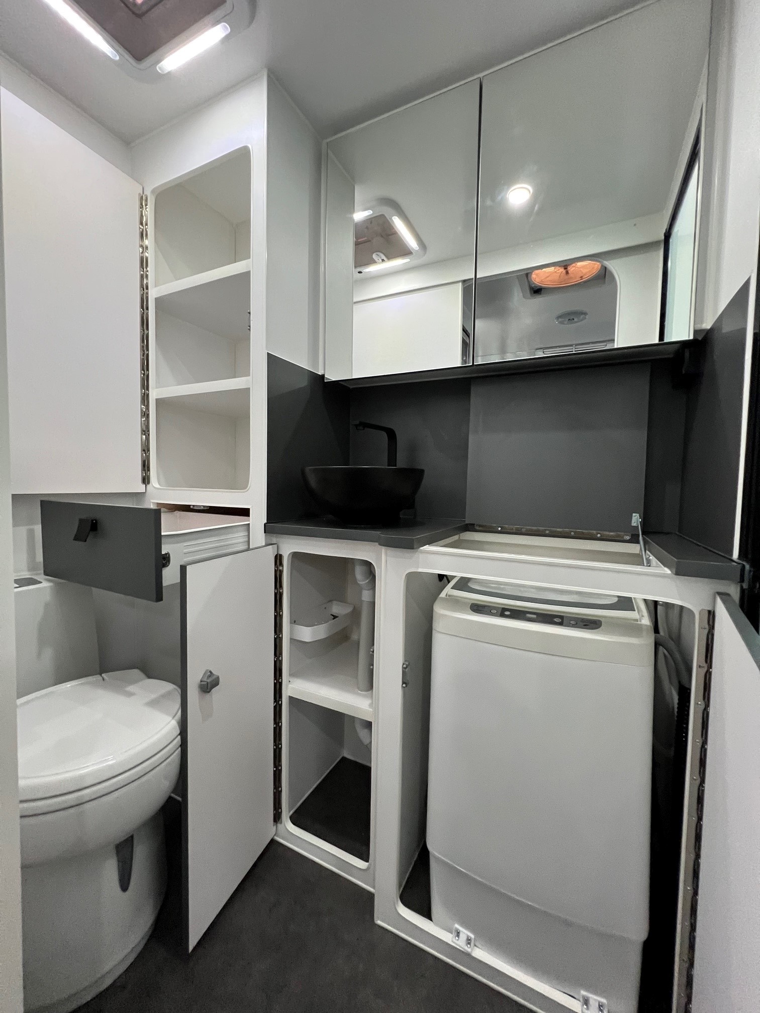 2024 New Design Avalon 17ft New Model