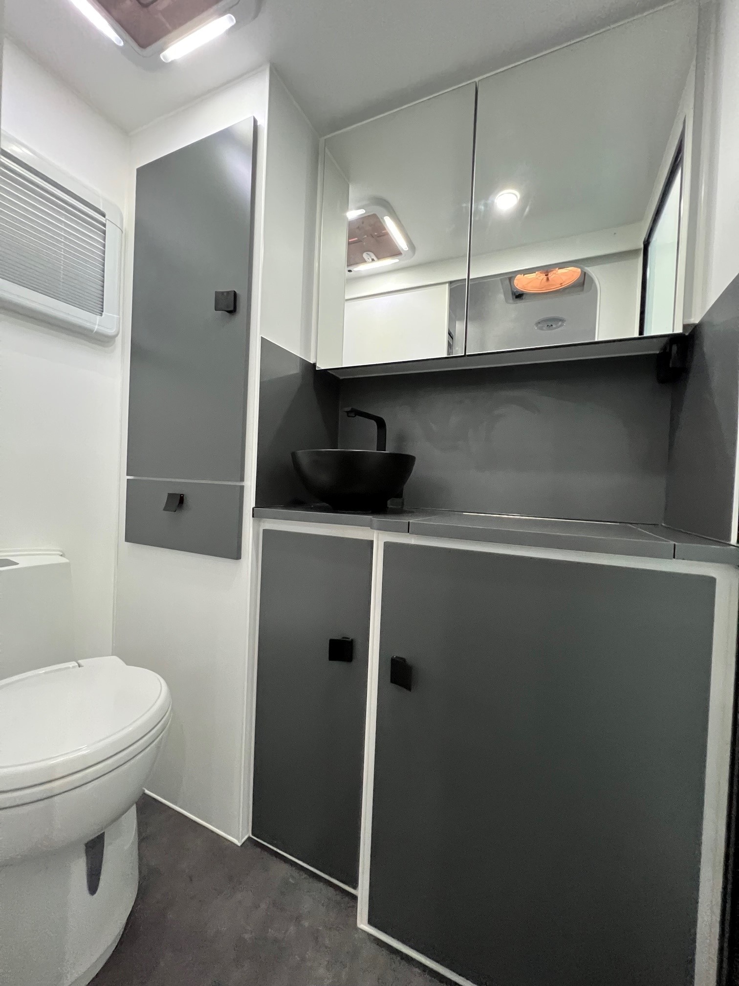 2024 New Design Avalon 17ft New Model