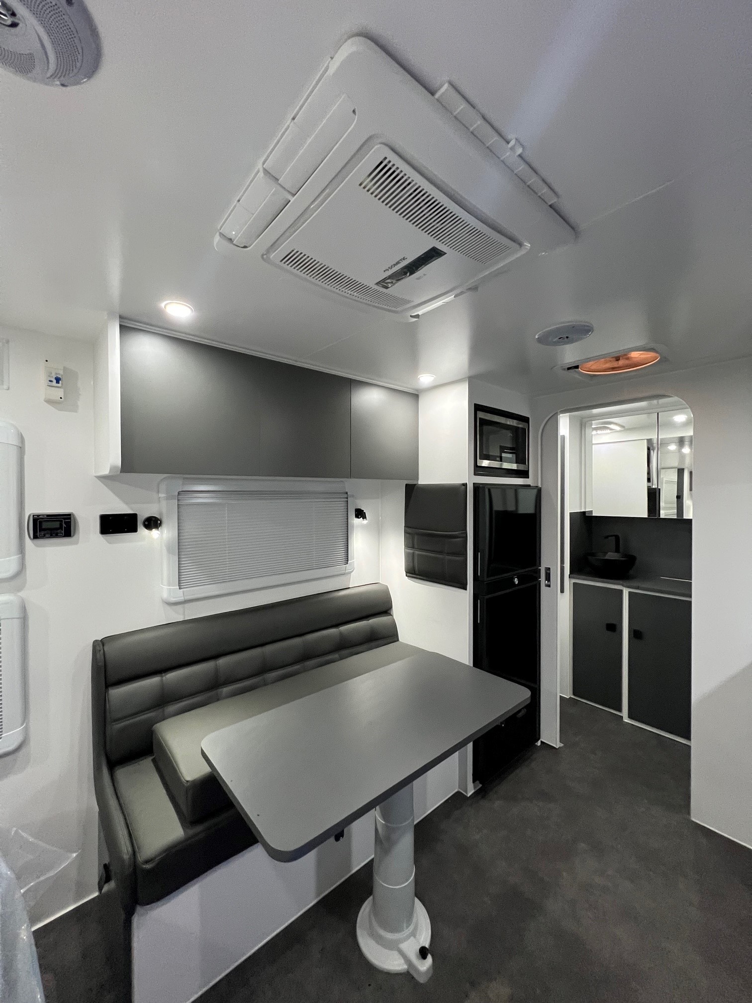 2024 New Design Avalon 17ft New Model