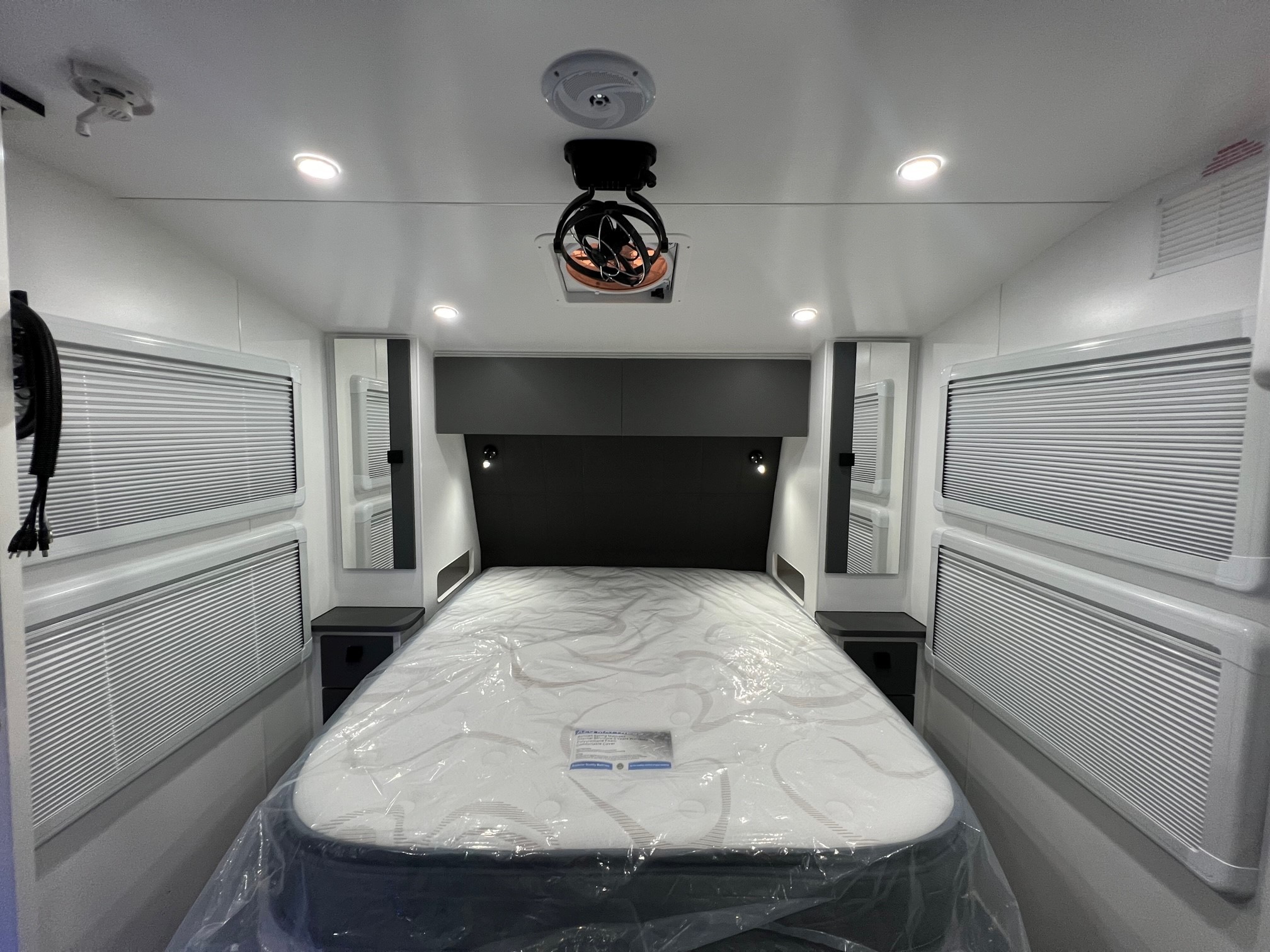 2024 New Design Avalon 17ft New Model