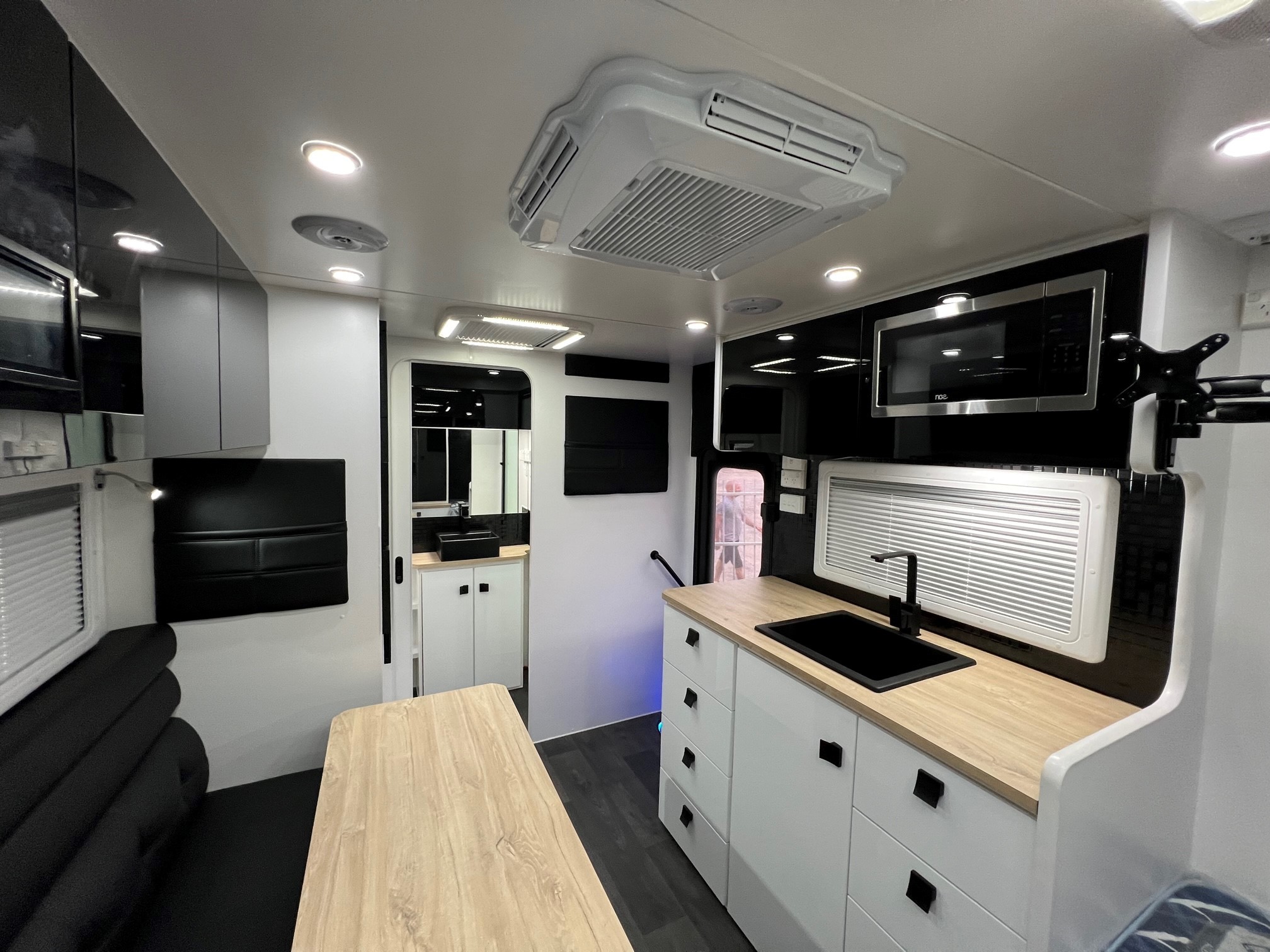 2024 Sunset Wildtrekker 16ft Off-Road Caravan With Single Beds