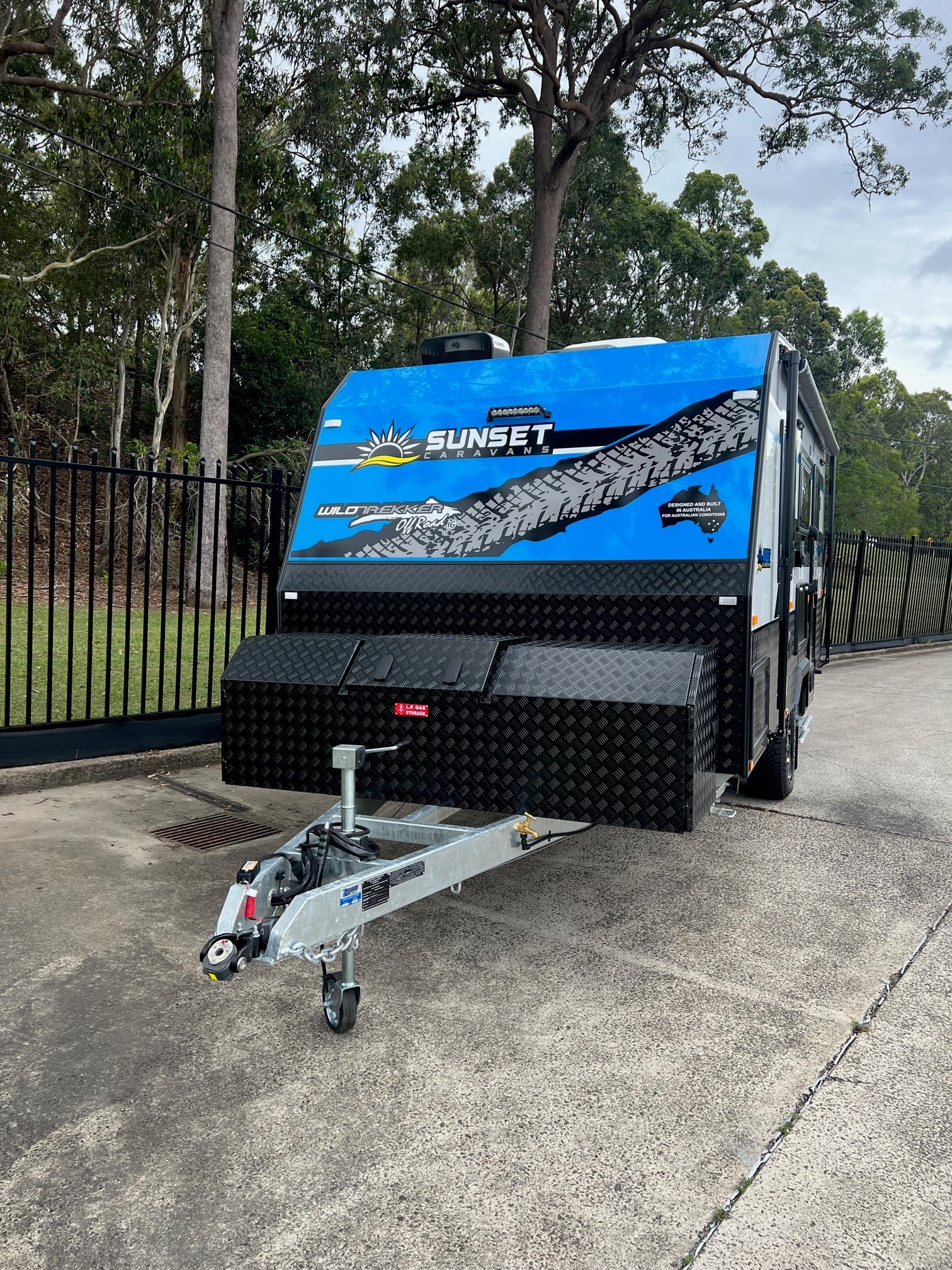 2024 Sunset Wildtrekker 16ft Off-Road Caravan With Single Beds