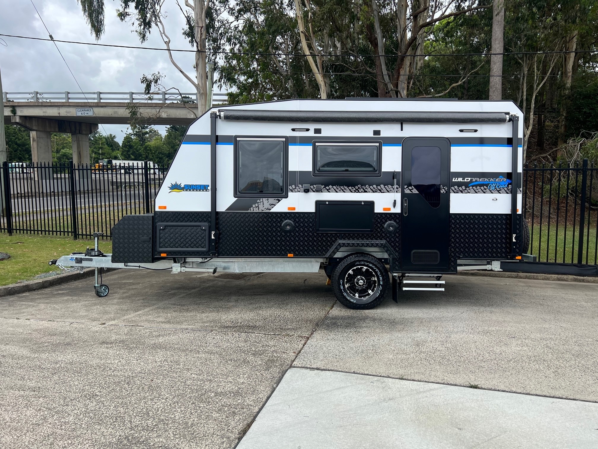 2024 Sunset Wildtrekker 16ft Off-Road Caravan With Single Beds