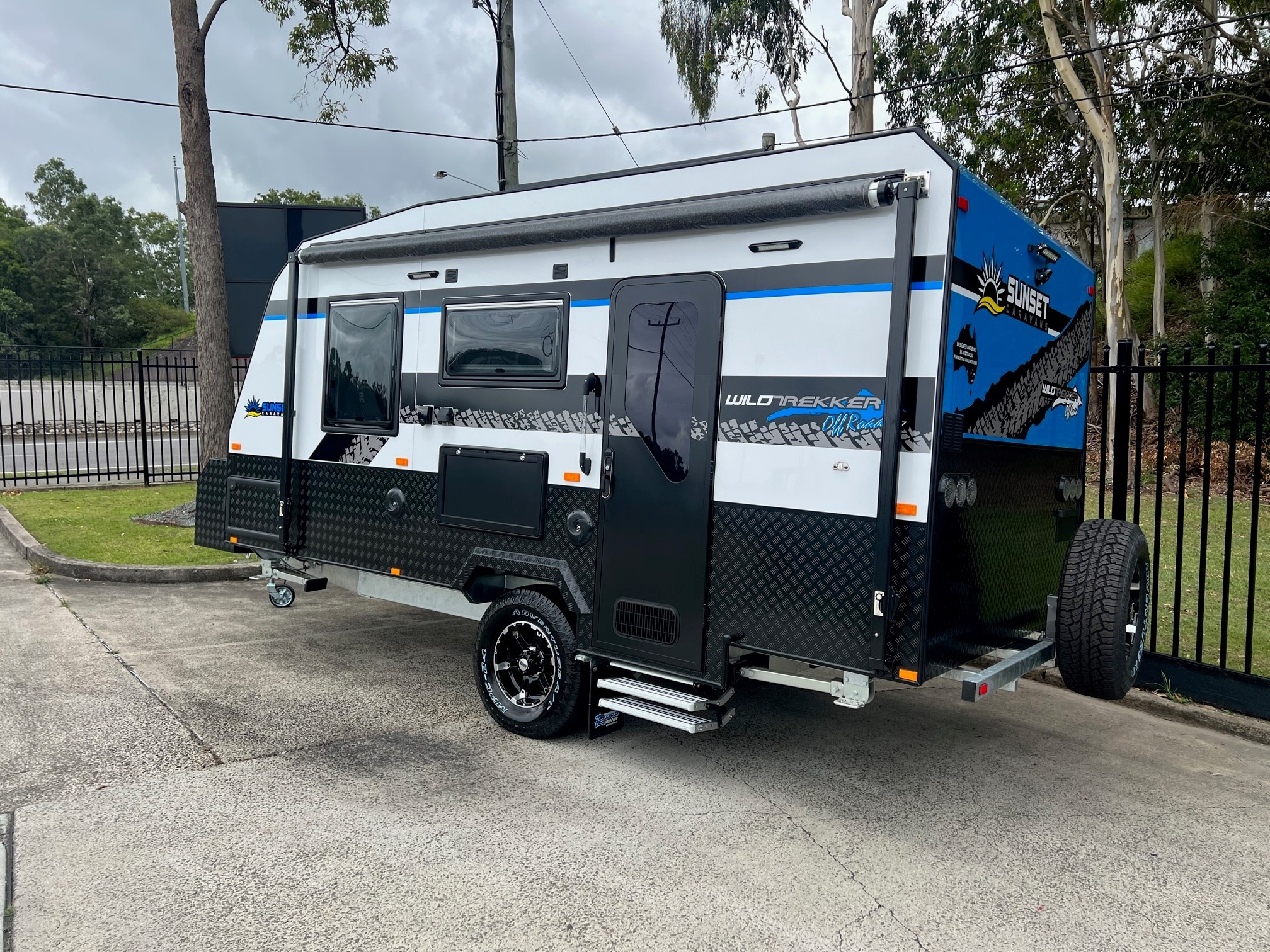 2024 Sunset Wildtrekker 16ft Off-Road Caravan With Single Beds