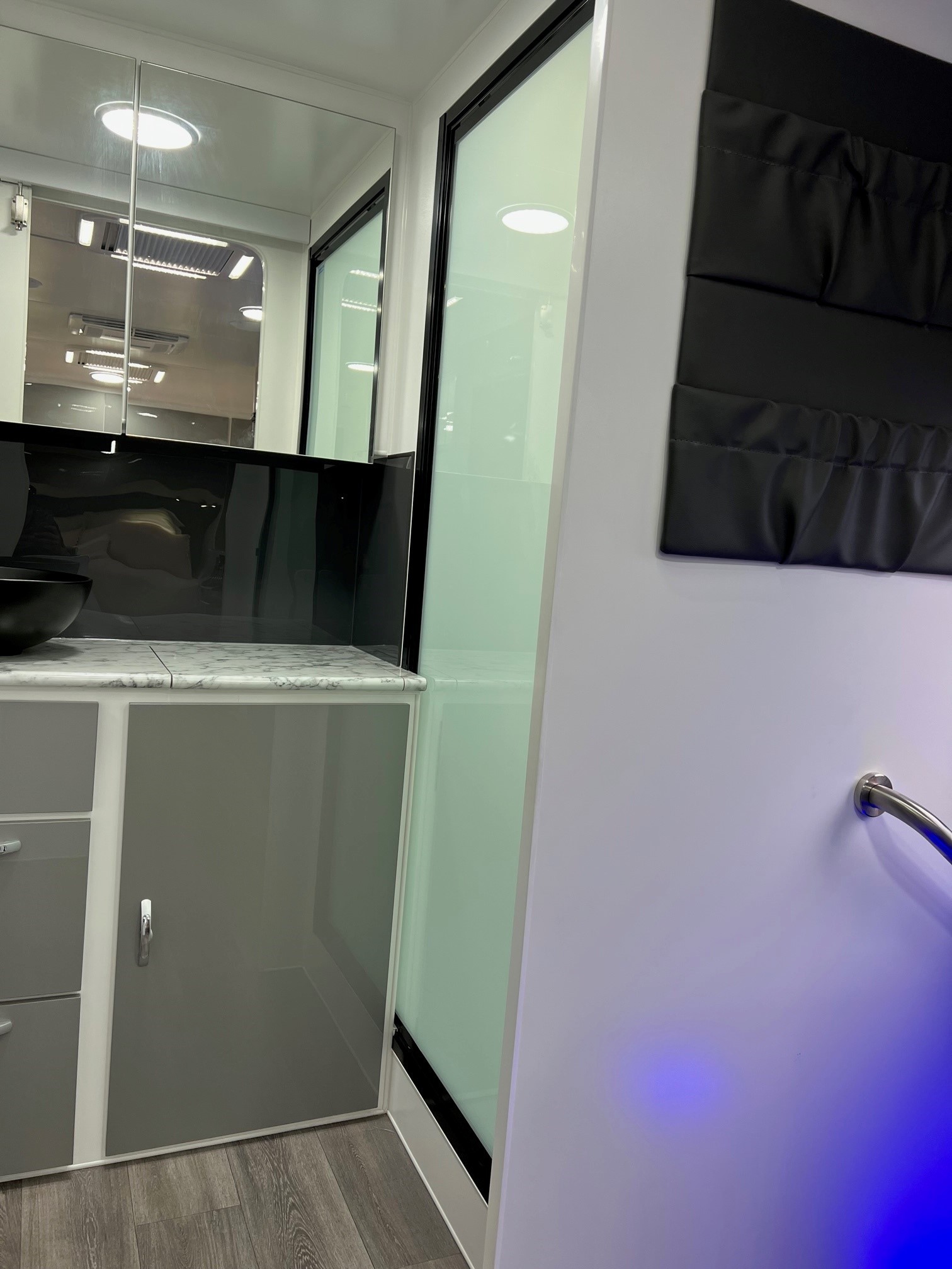 2022 Blue Sky Quartz Semi Off-road Rear Caravan With ALKO Enduro Suspension