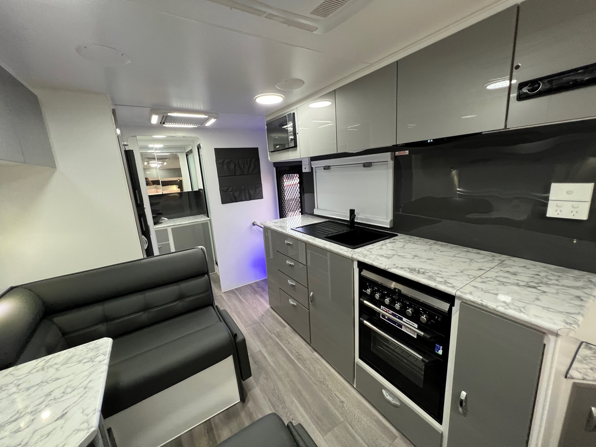 2022 Blue Sky Quartz Semi Off-road Rear Caravan With ALKO Enduro Suspension