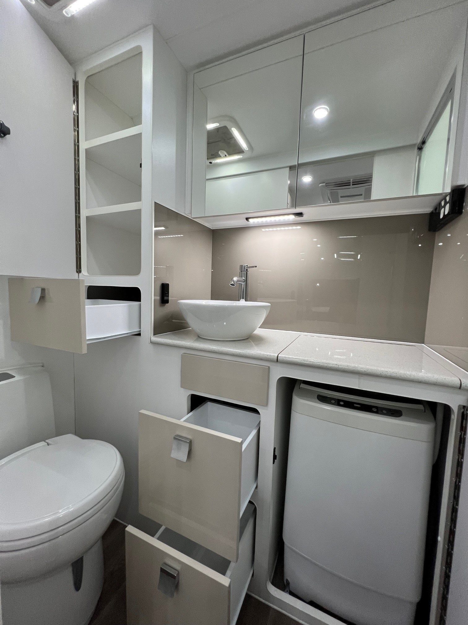2025 19ft6 Aluminium Framed Sunrise Wild Warrior Off-Road Caravan