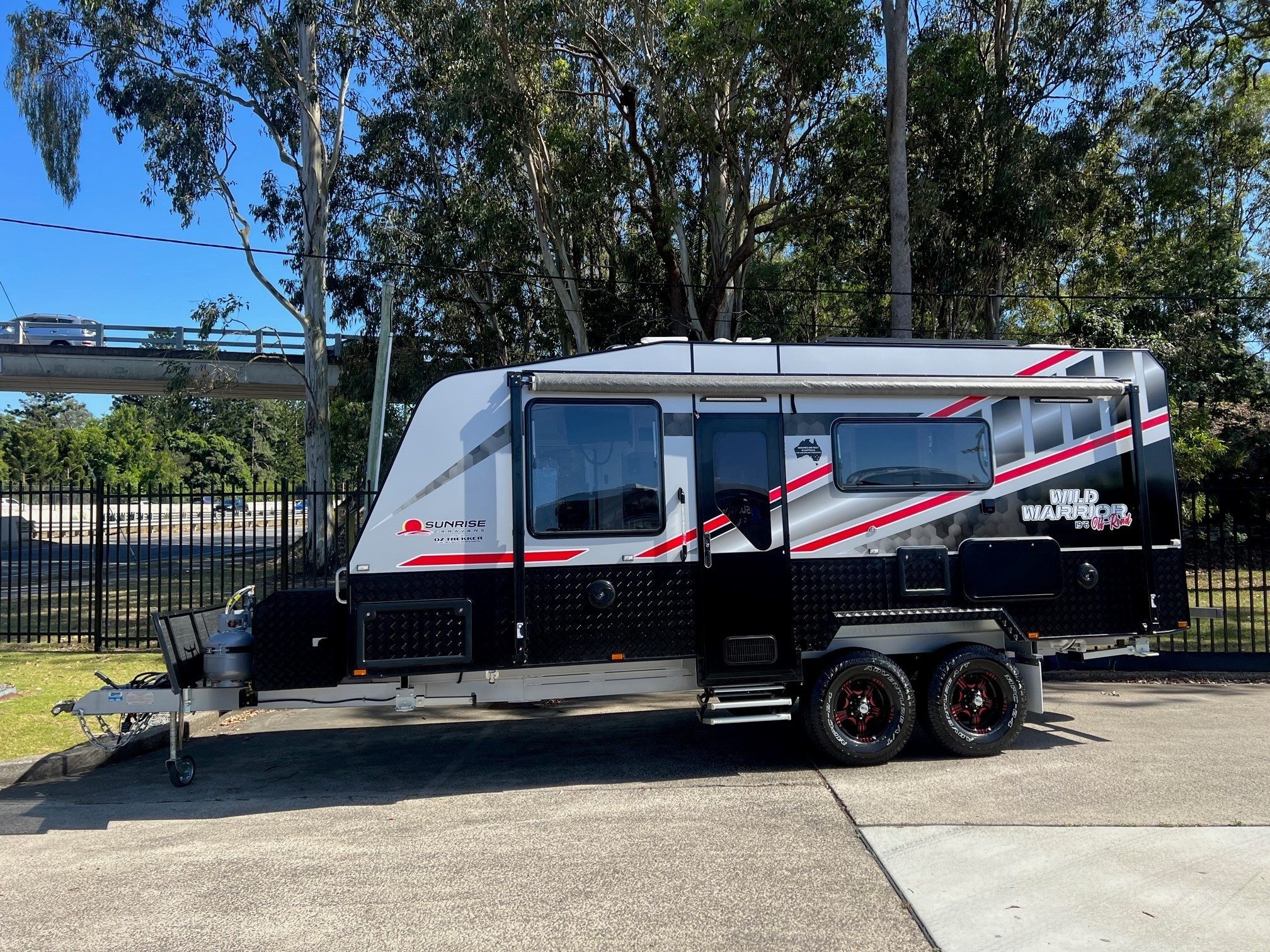 2025 19ft6 Aluminium Framed Sunrise Wild Warrior Off-Road Caravan