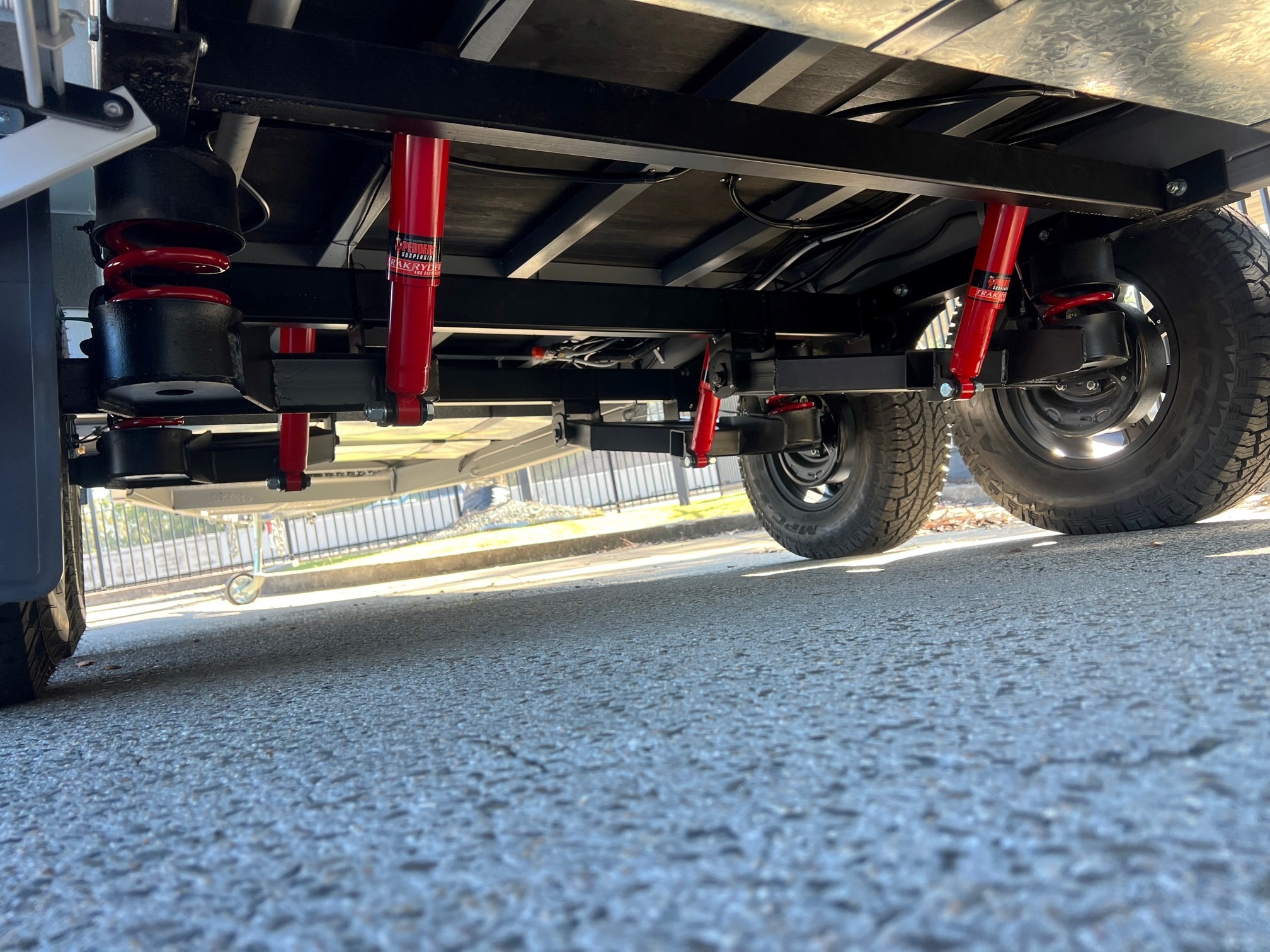 2023 Sunset Rodeo Semi Off-Road 21ft6 With Large Side Club Lounge