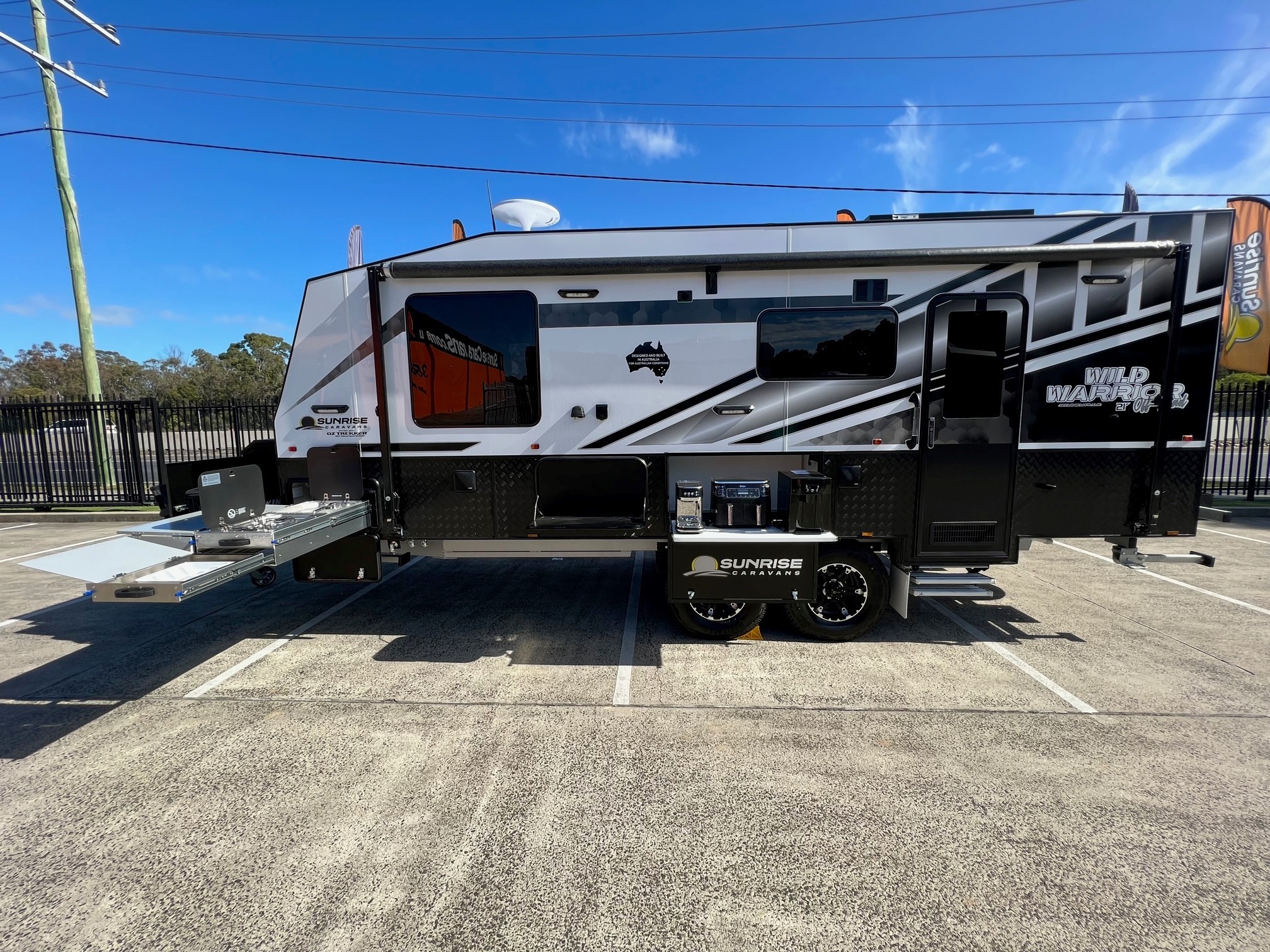 2025 21ft Offgrid Sunrise Wild Warrior Off-Road Aluminum Framed Caravan With 5000w Inverter!