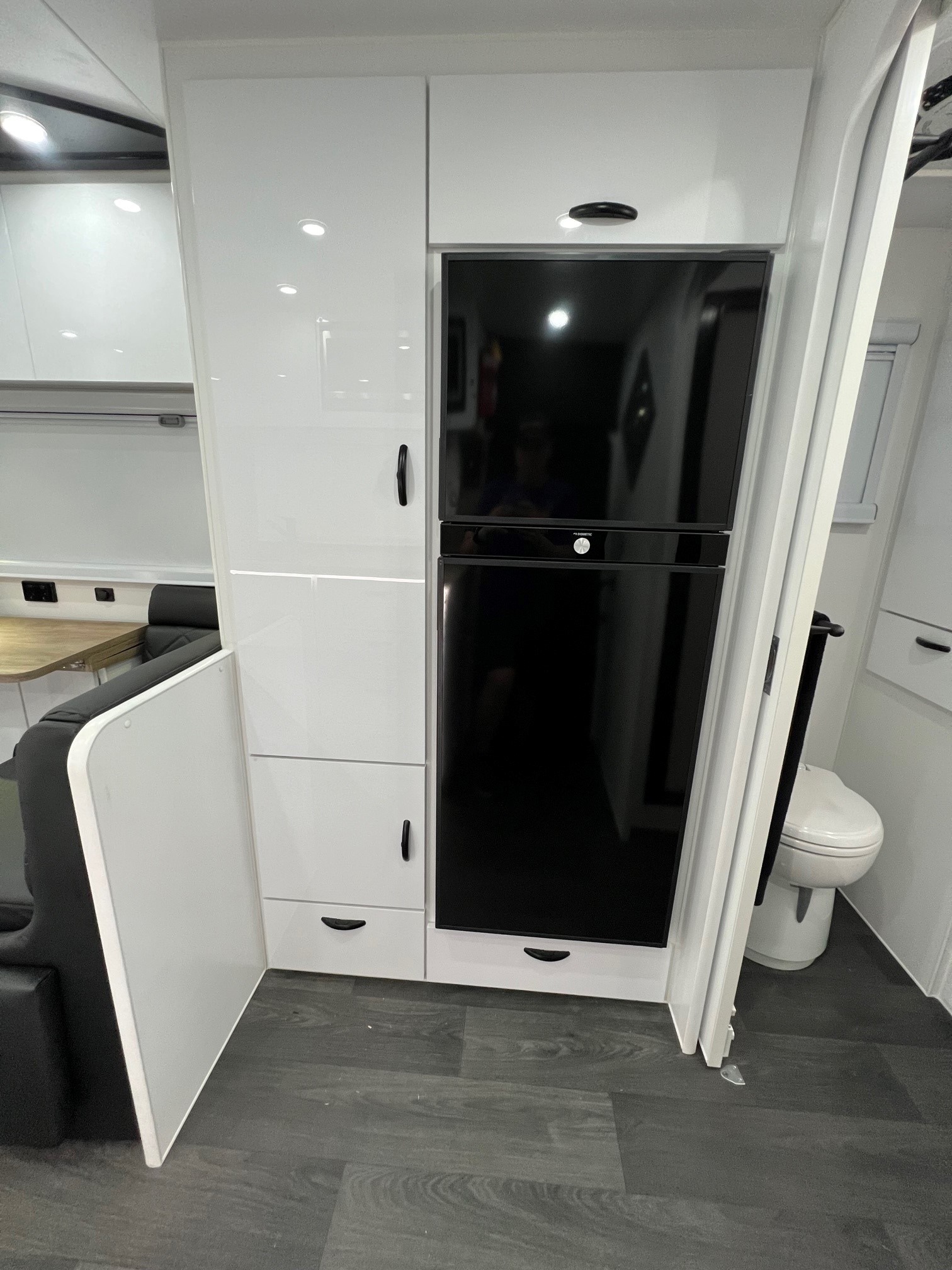 2023 21ft Offgrid Sunrise Wild Warrior Off-Road Aluminum Framed Caravan With 6000w Inverter!