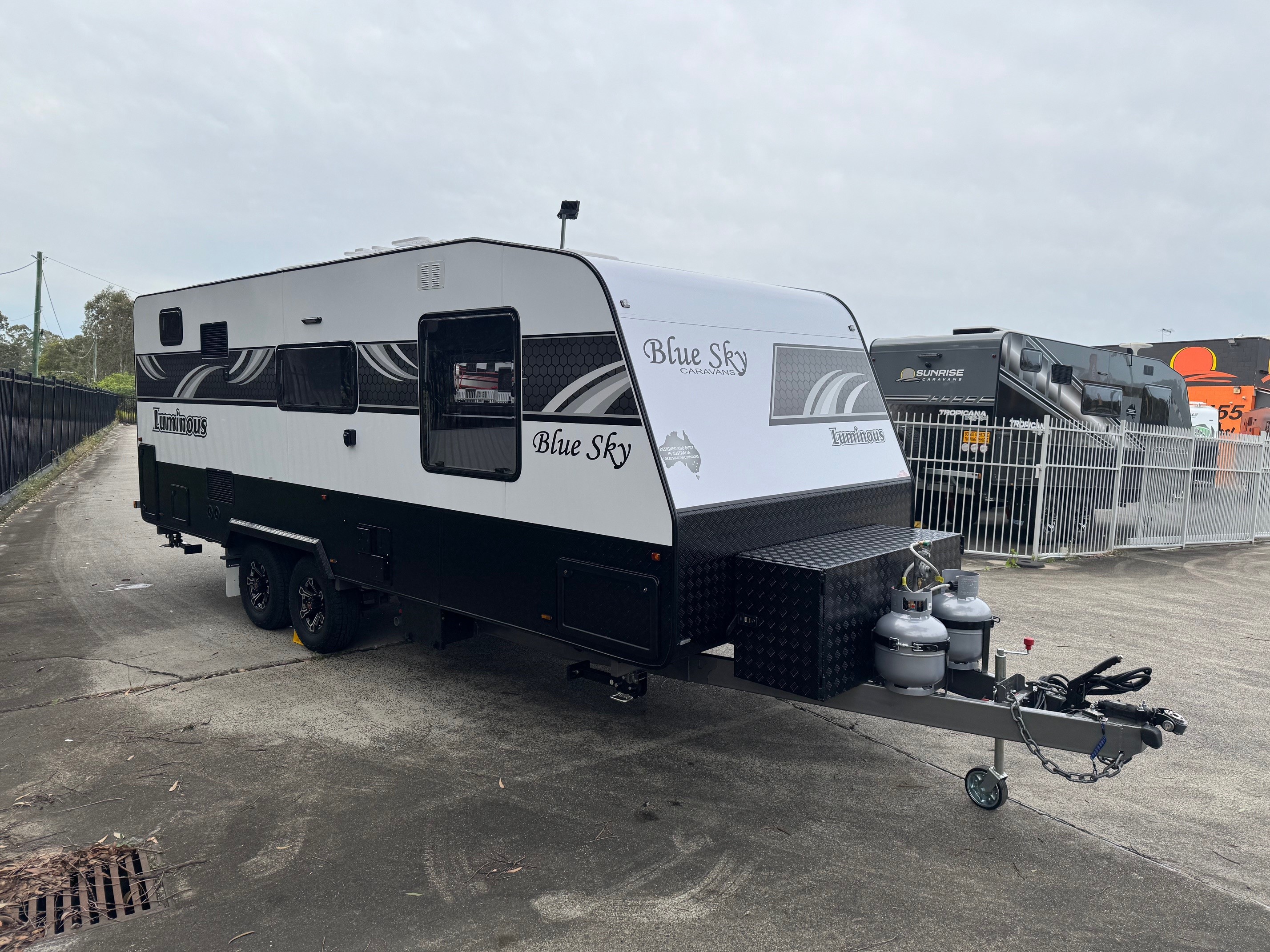 Blue Sky Luminous 22ft Larger Ensuite