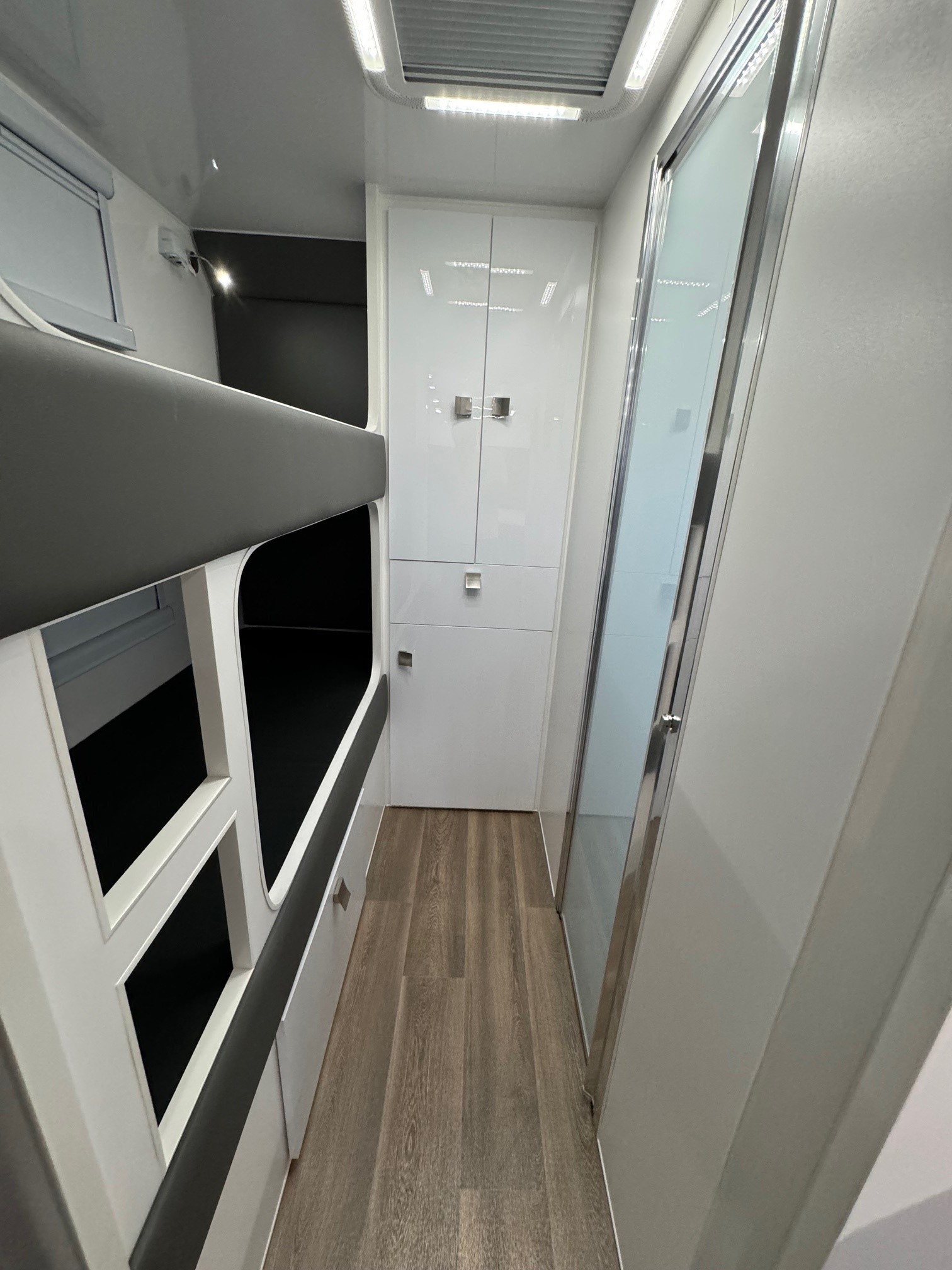 2023 Preowned Sunrise 21ft6 Double Bunk Family Adventure Semi Offroad Caravan