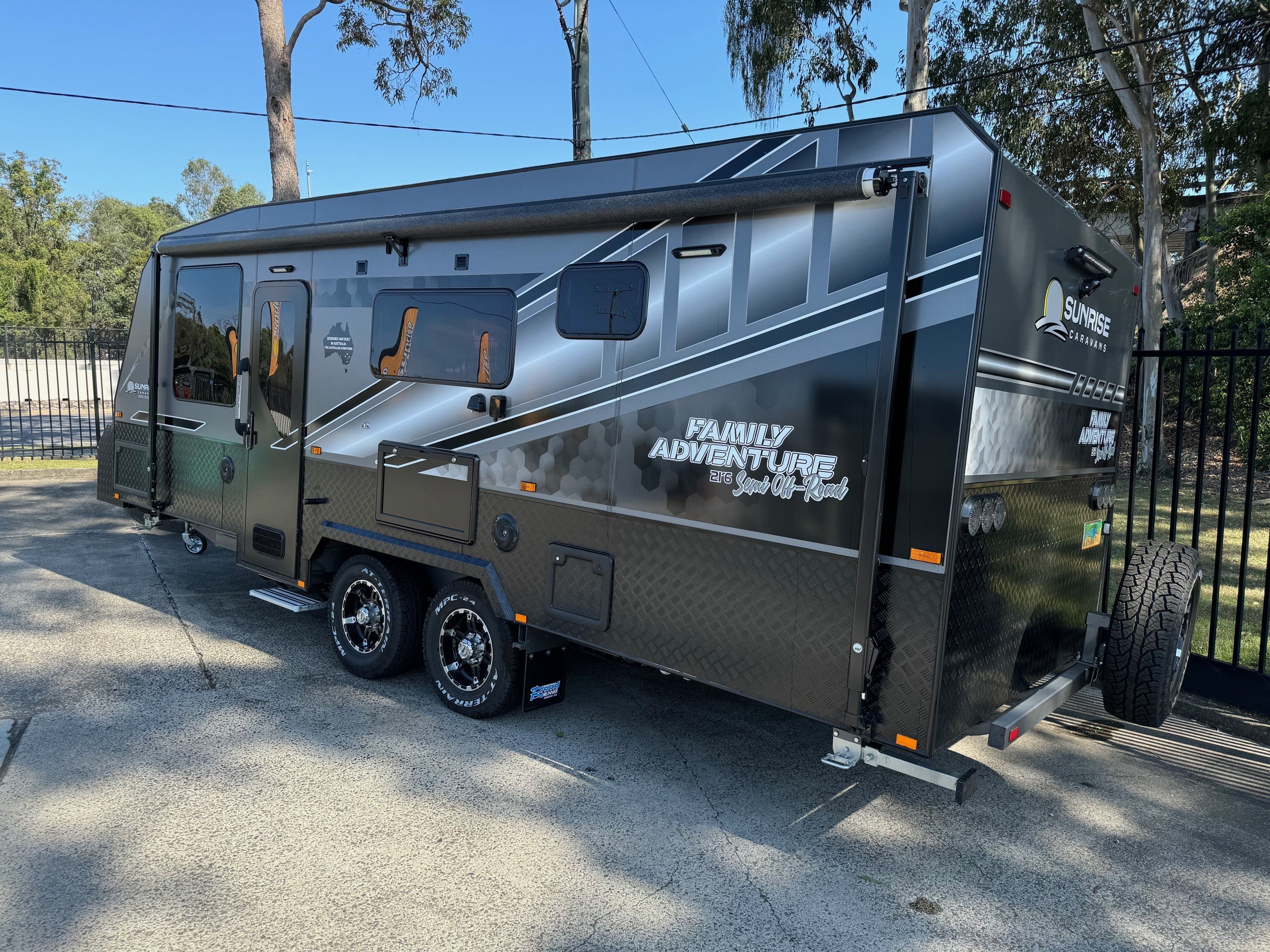 2023 Preowned Sunrise 21ft6 Double Bunk Family Adventure Semi Offroad Caravan