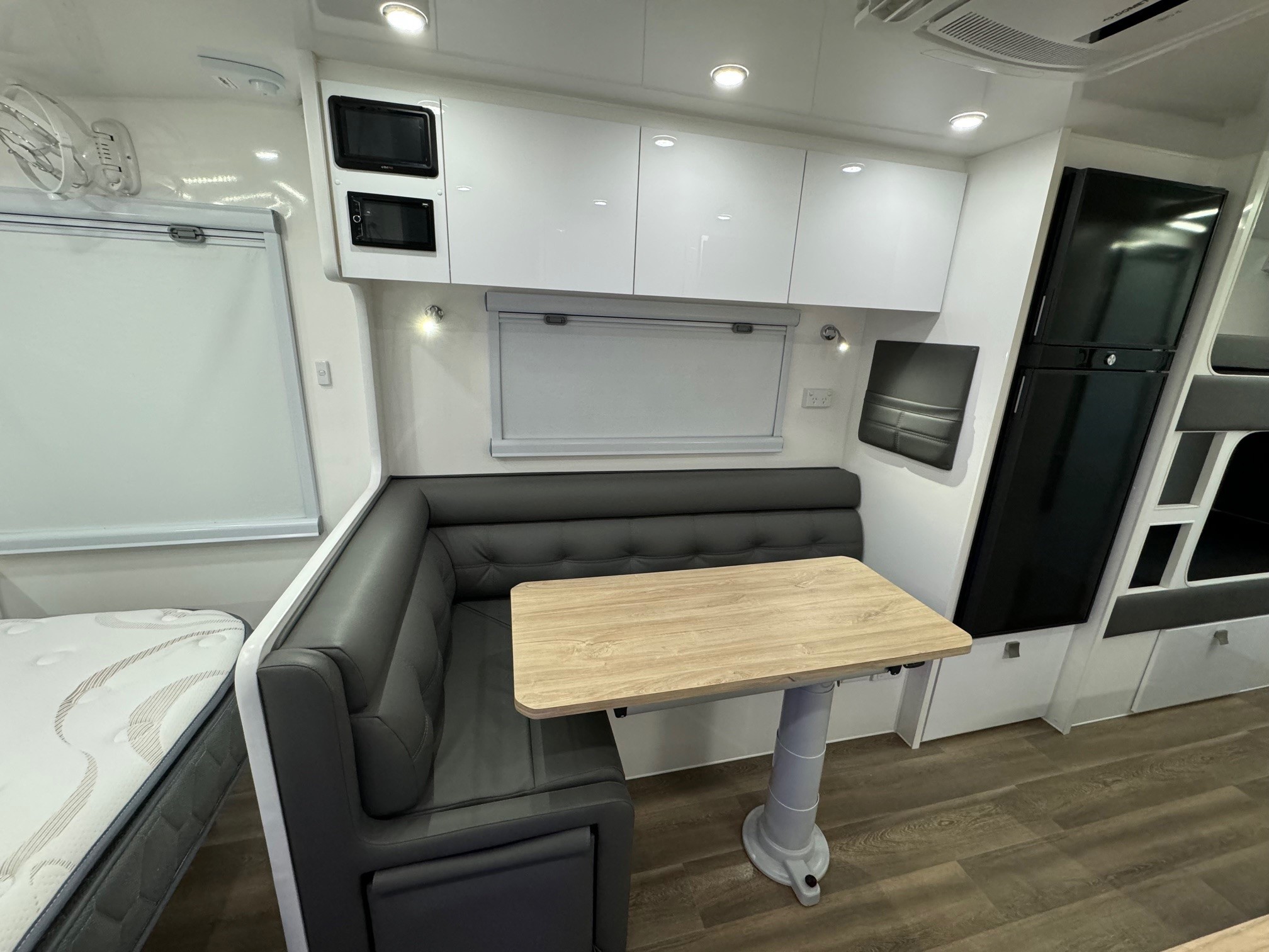 2023 Preowned Sunrise 21ft6 Double Bunk Family Adventure Semi Offroad Caravan