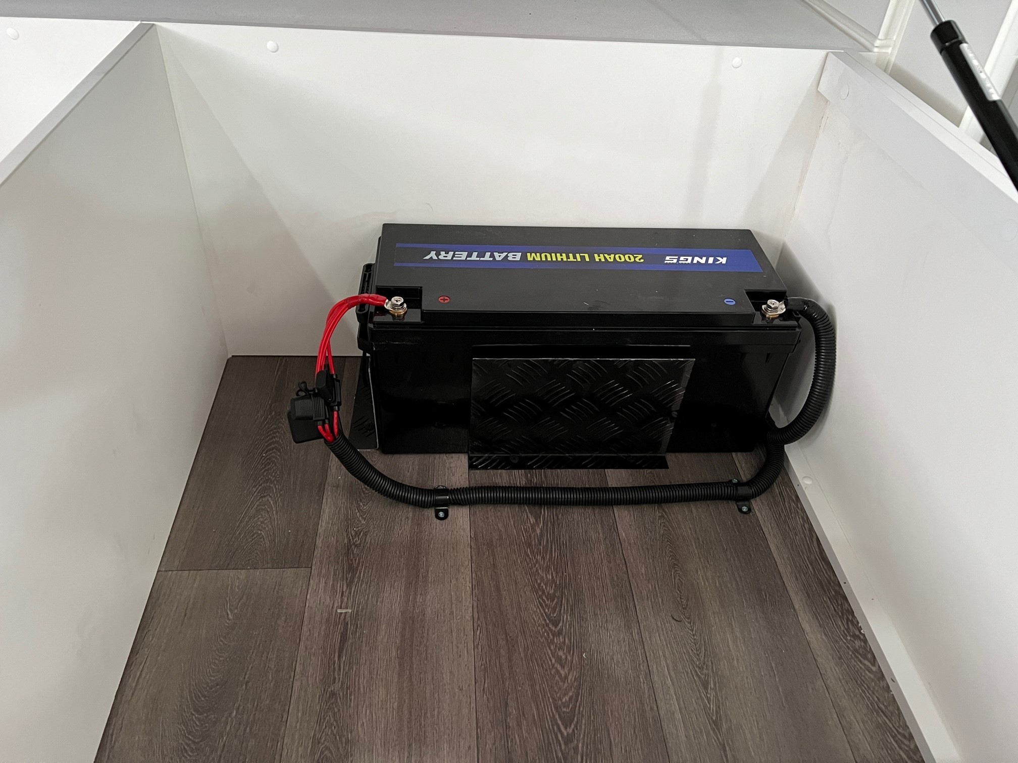 2024 New Design Family Trekker Triple Bunk offroad van