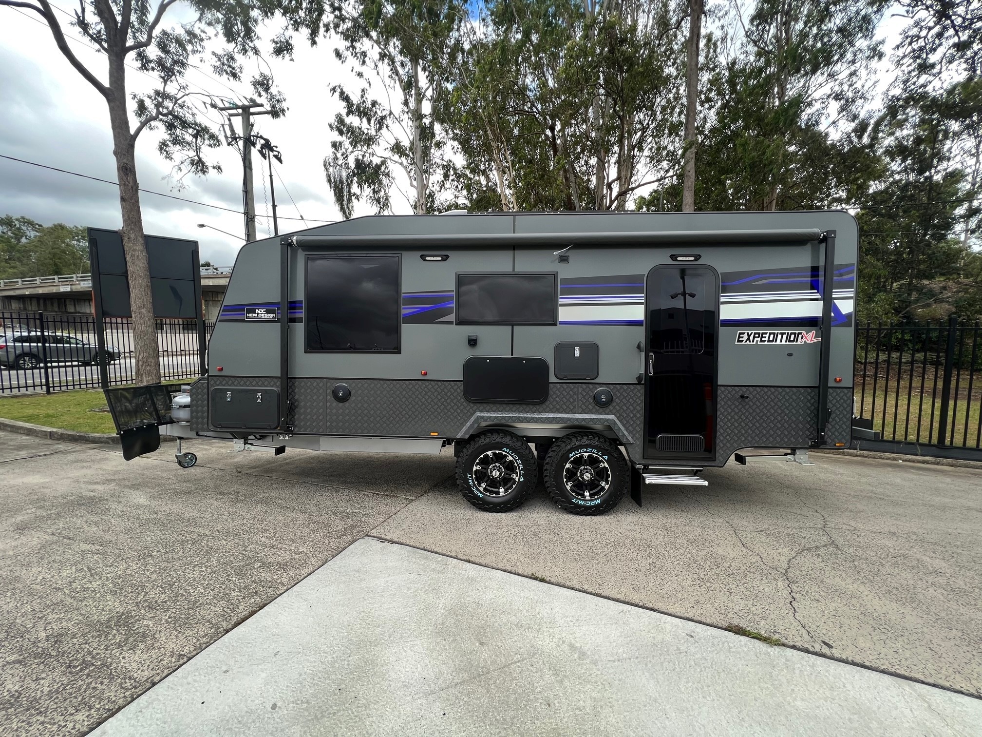 2023 New Design Expedition XL 19ft8 Offroad Caravan