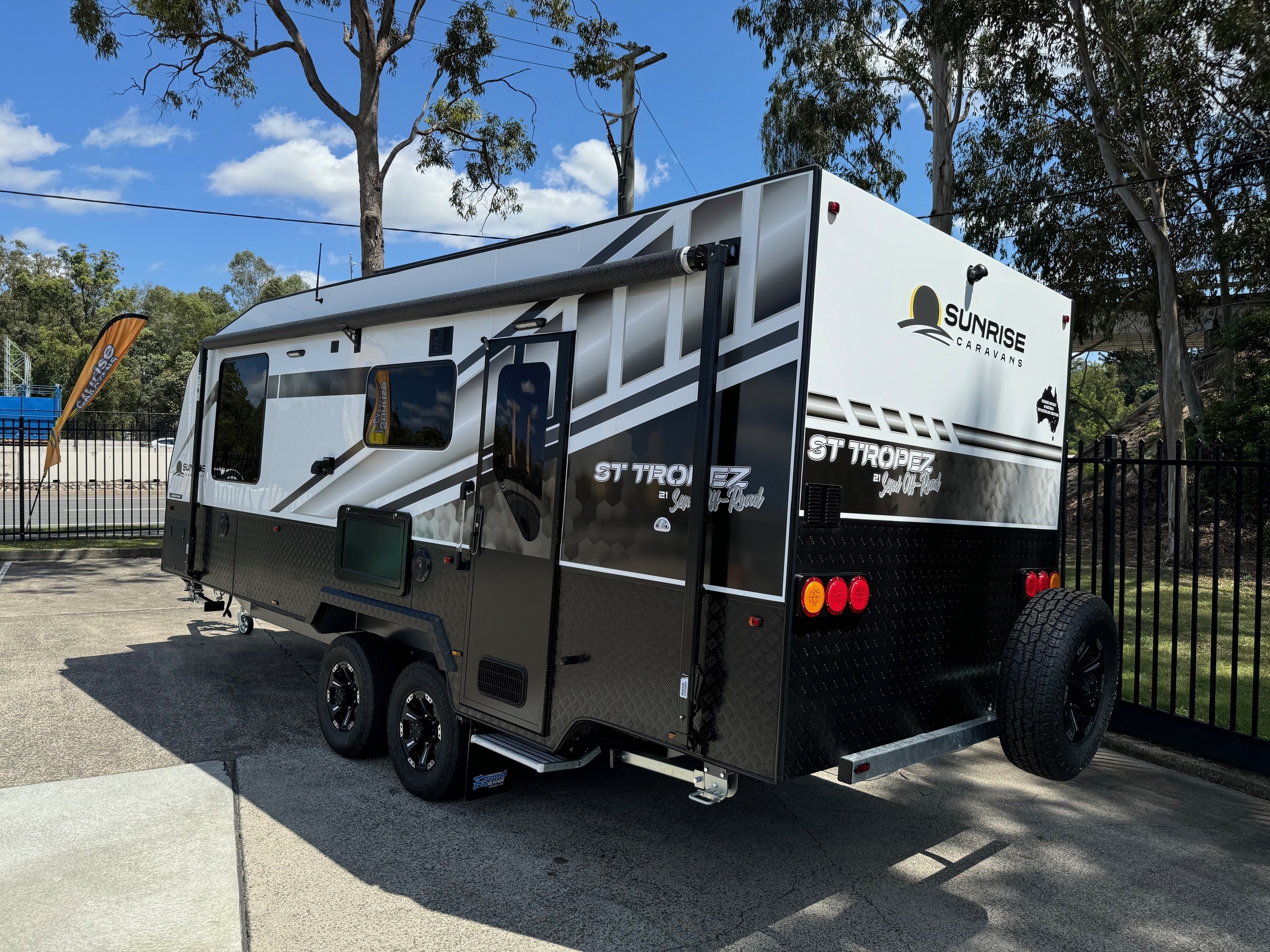 2024 Sunrise St Tropez 21ft Semi Offroad  Rear Door Built With Aluminium