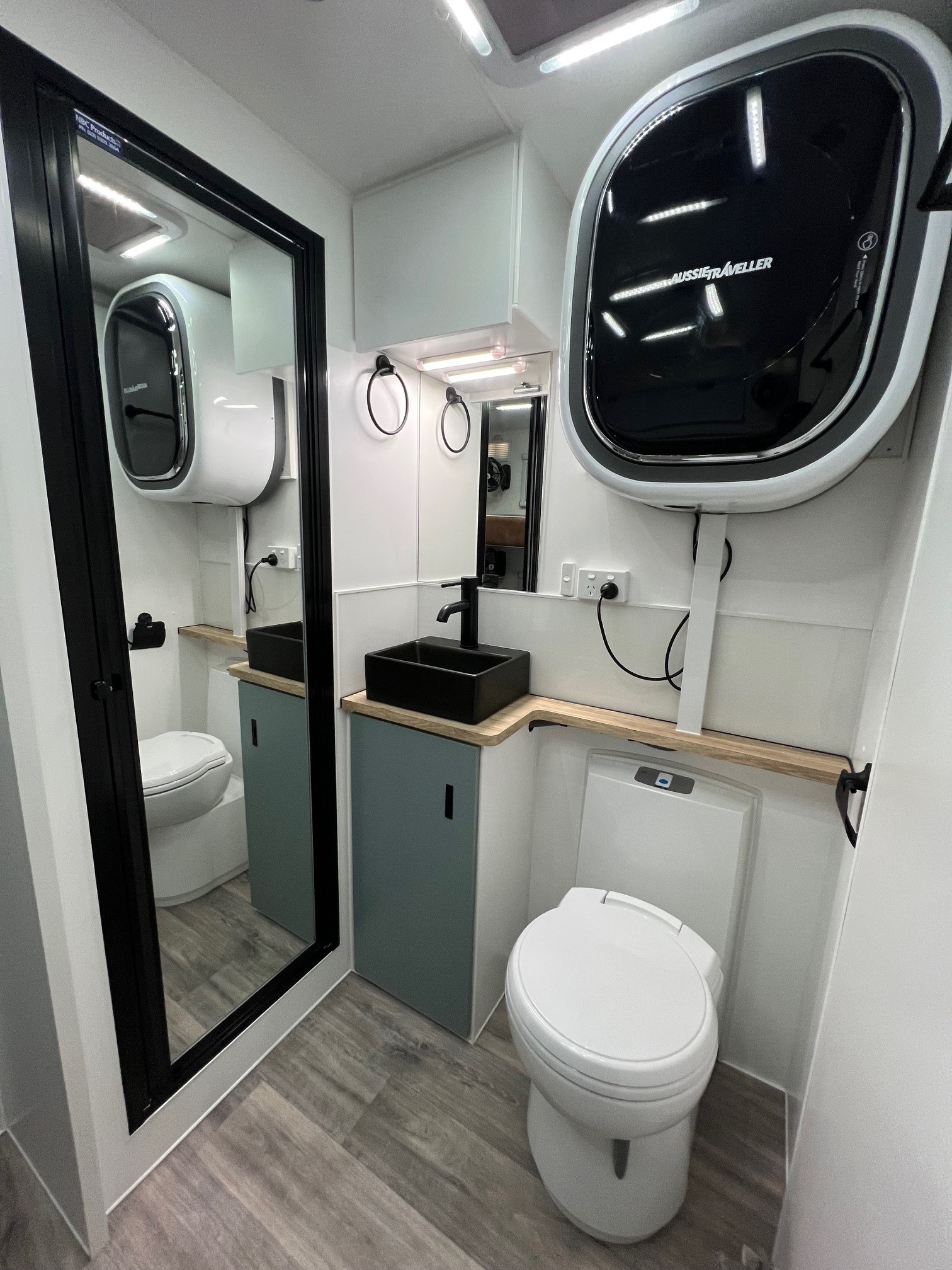 2024 Auswide 22ft Offroad Double Bunk Caravan With Truss Chassis